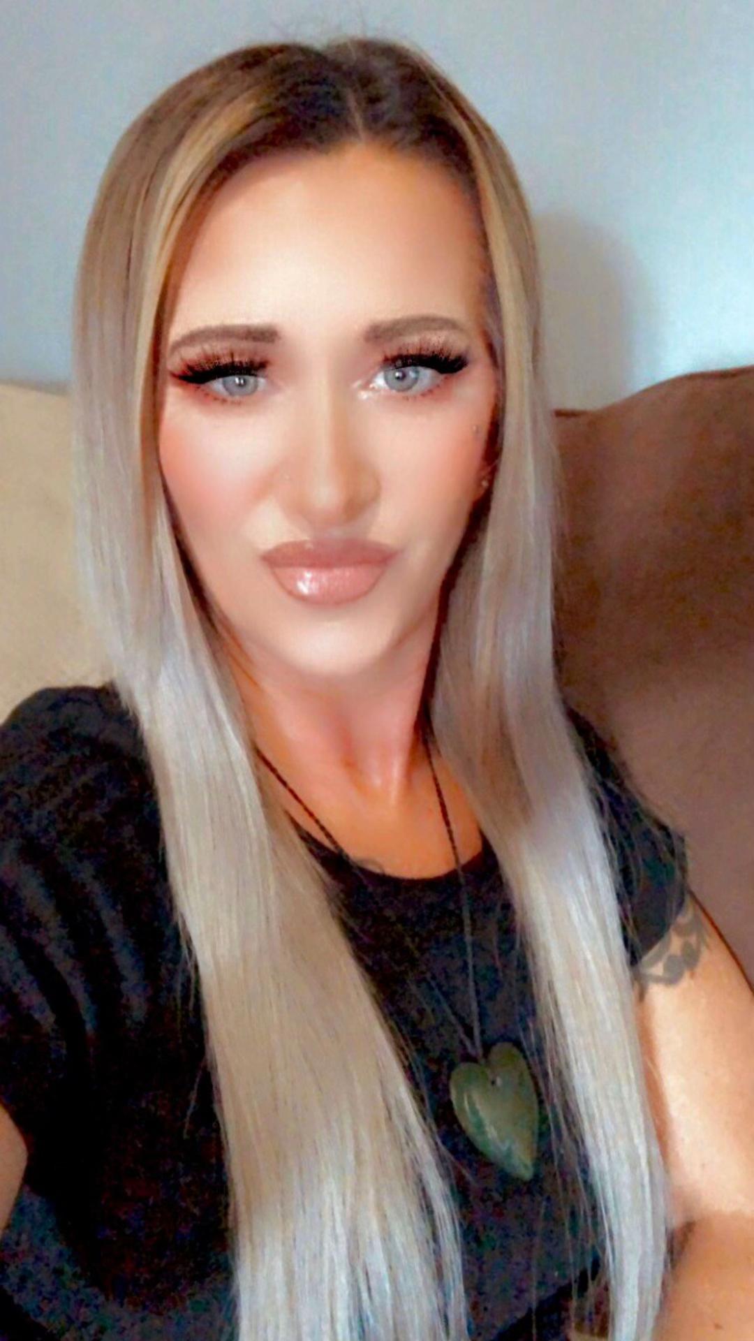 @anahera
