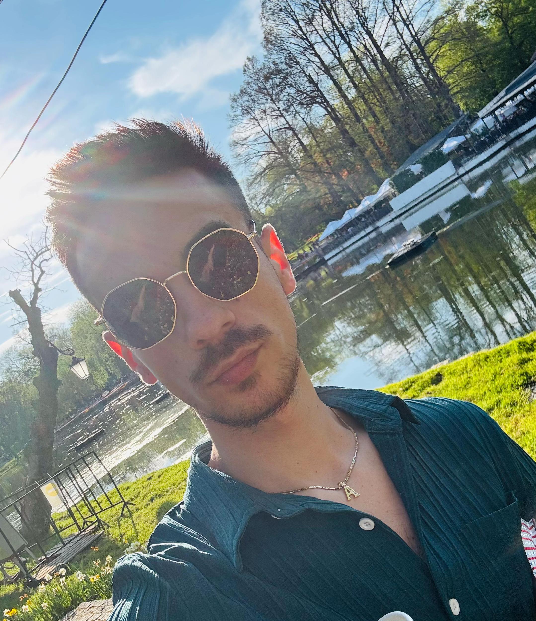 @✨𝗙𝗟𝗬✨