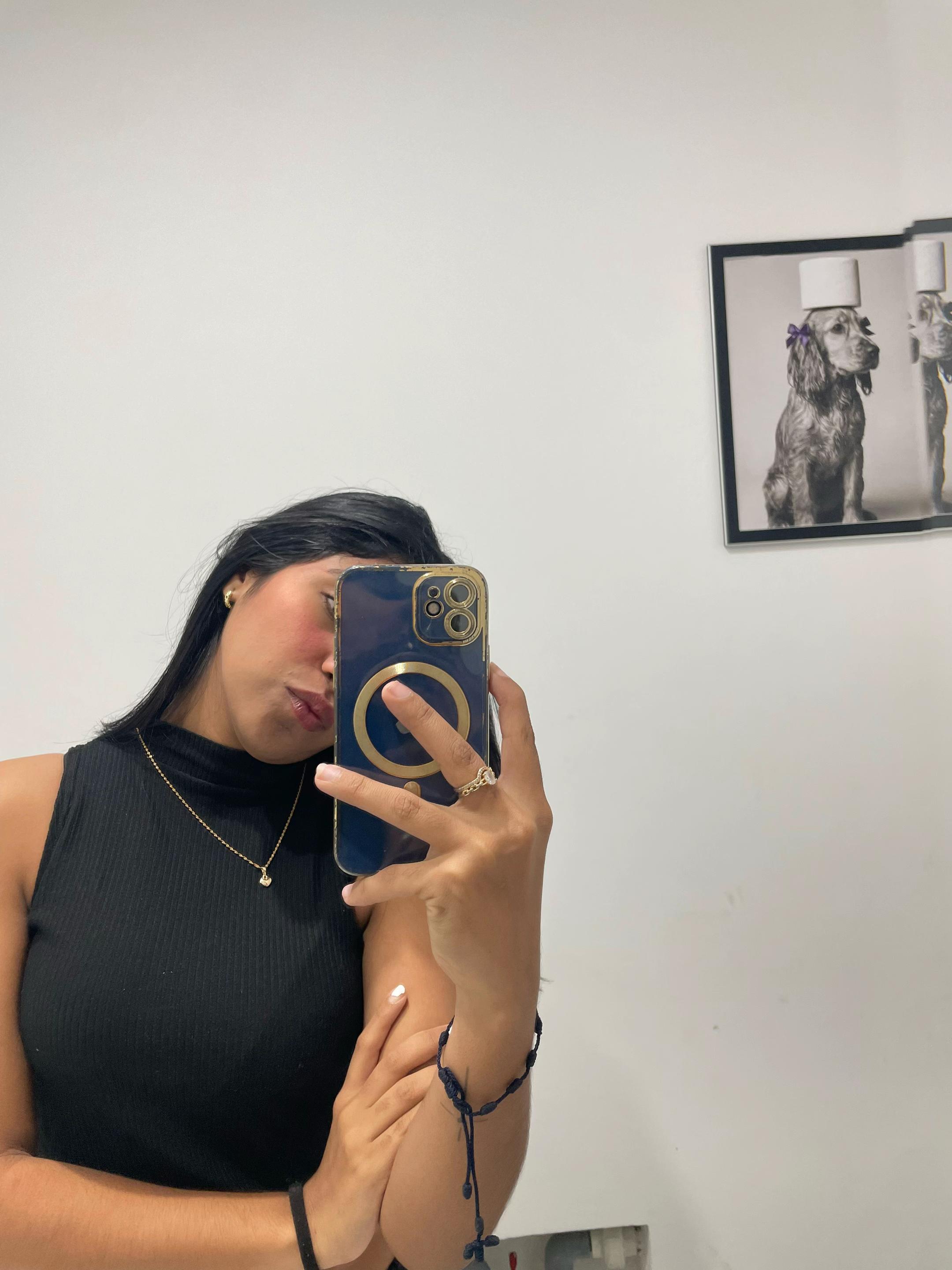 @Adriana🪻