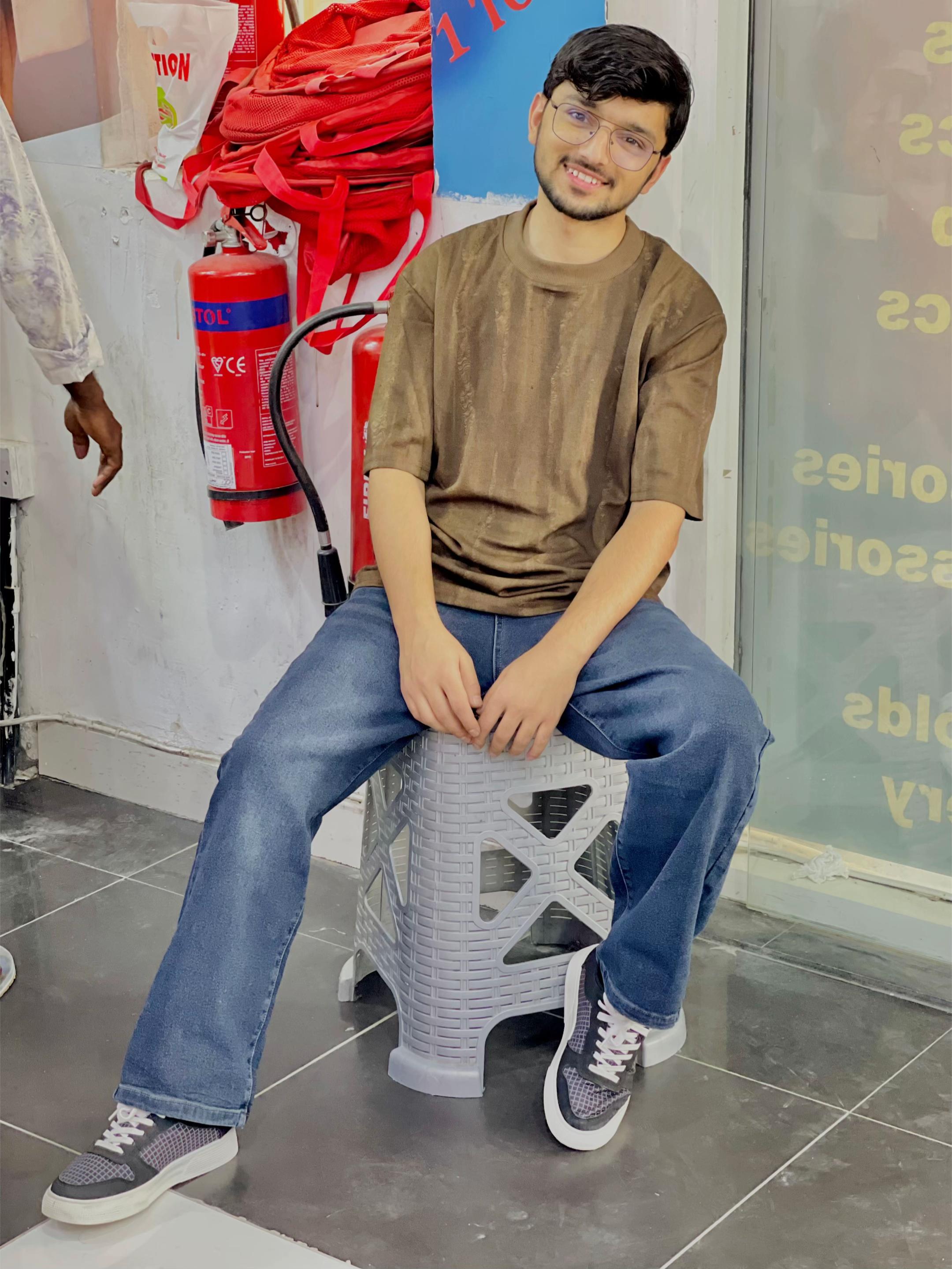 @🦅 Adnan khawaja 🍁