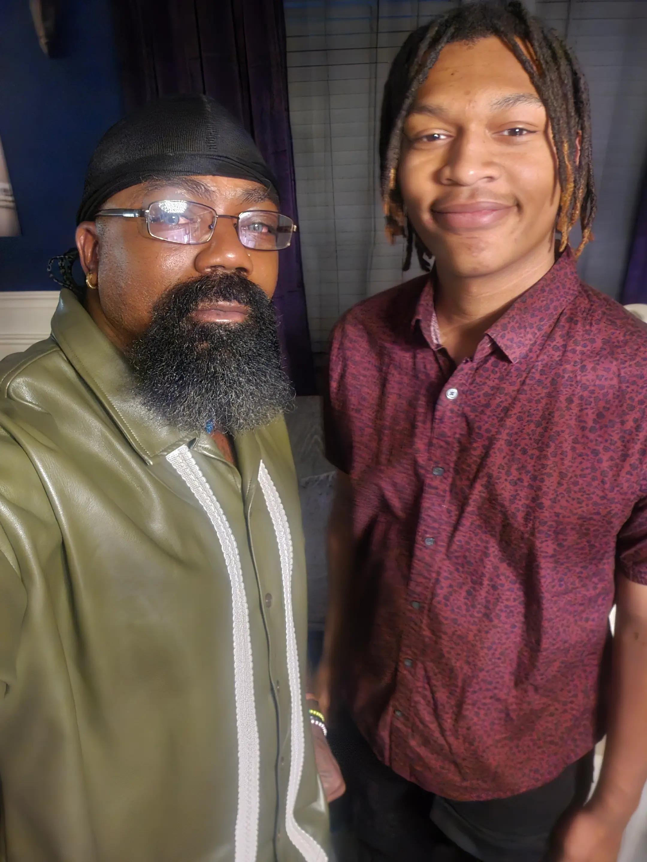 @WorthyOfLove👨🏾&zwj;🤝&zwj;👨🏿🌈
