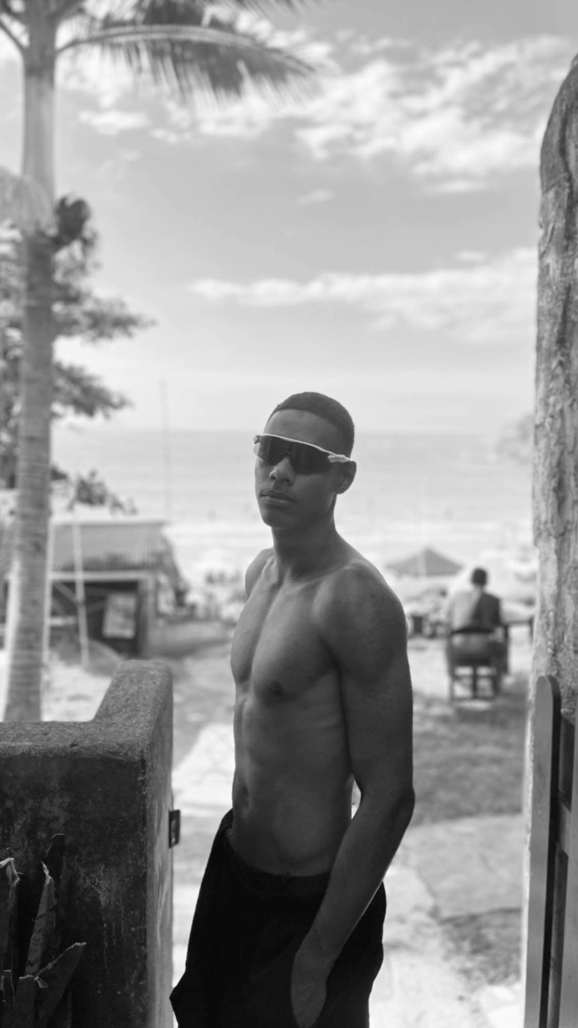 @Vitor Souza