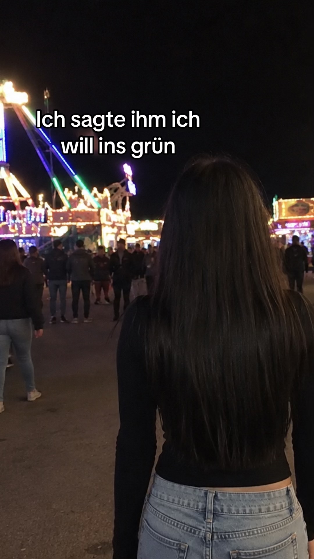 @𝑬𝒎𝒎𝒚