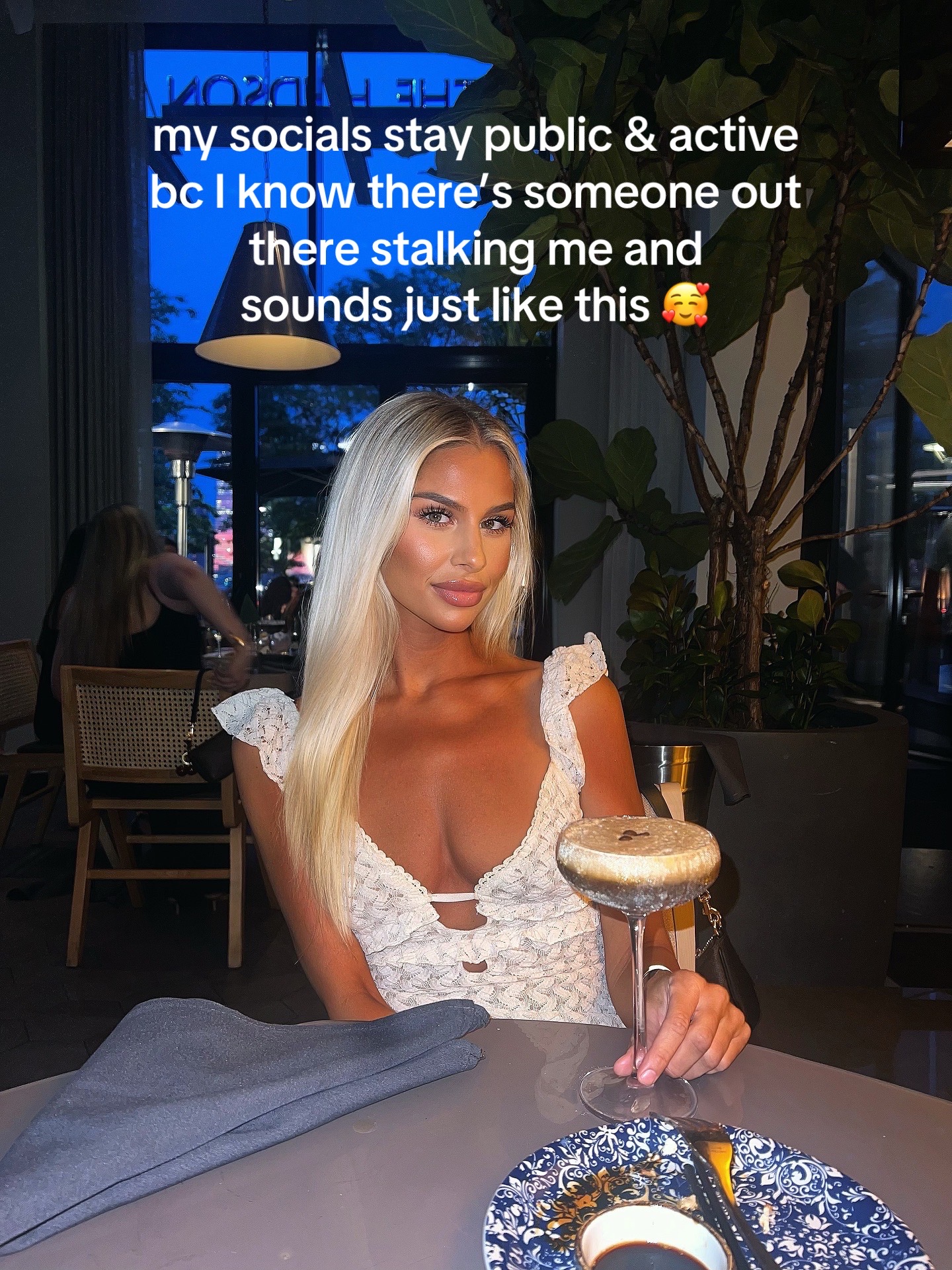 @Laura Christina ๐๐