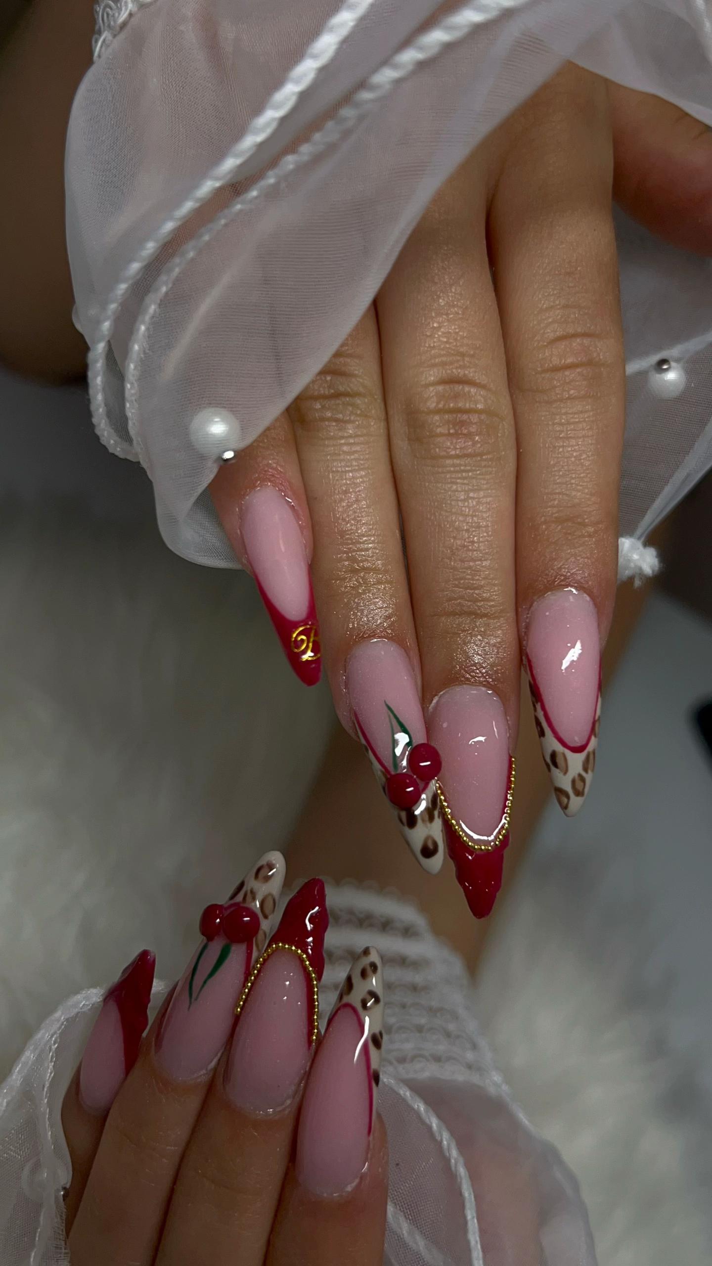 @vivien_nailss