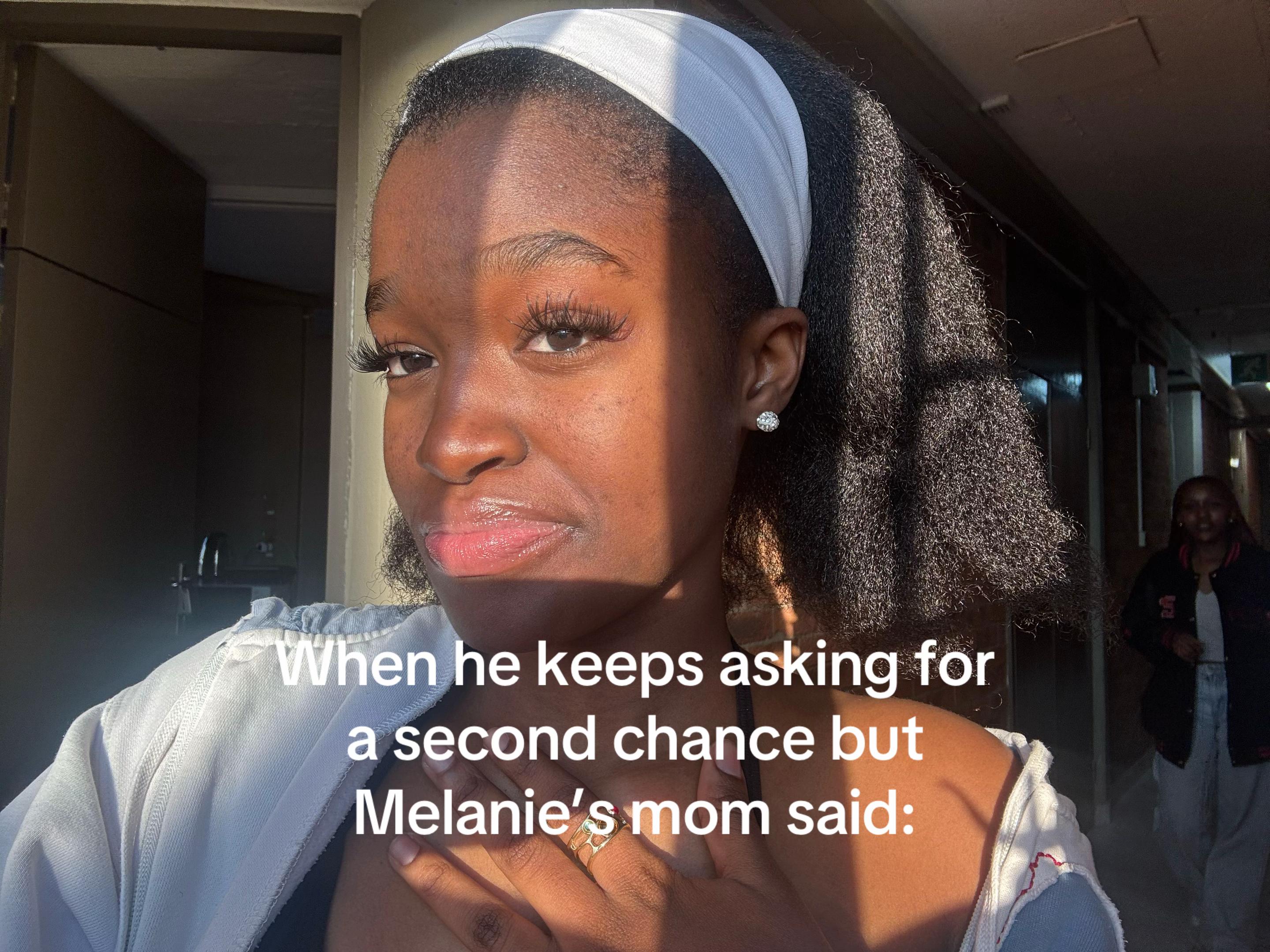 @AmahleUnfiltered;)