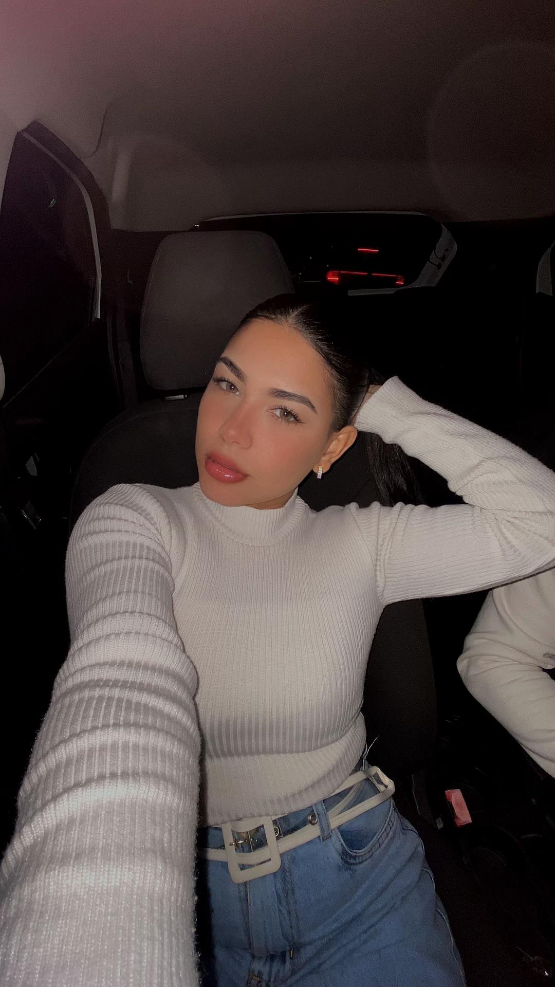 @Sabrina D. Ferreira