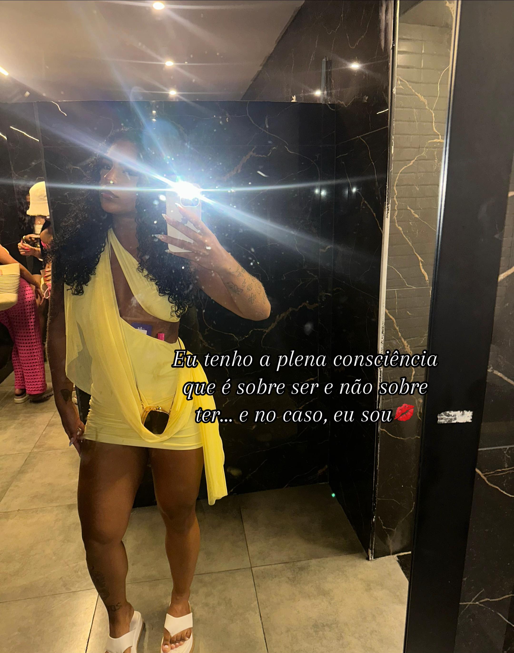 @Izah Freitas