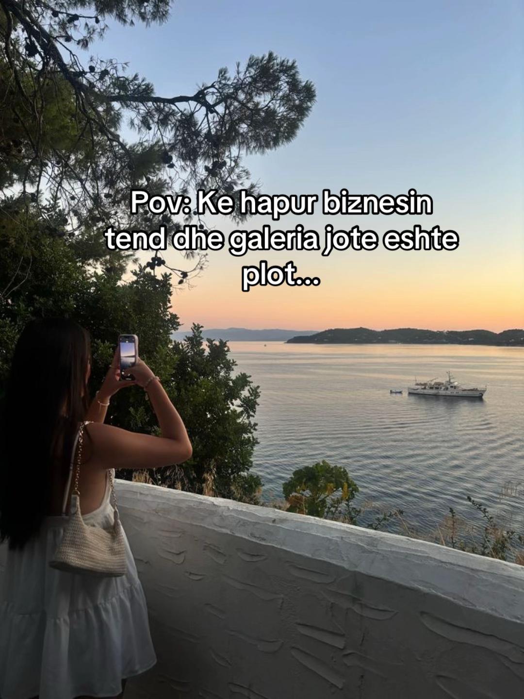 @handmadebyerza