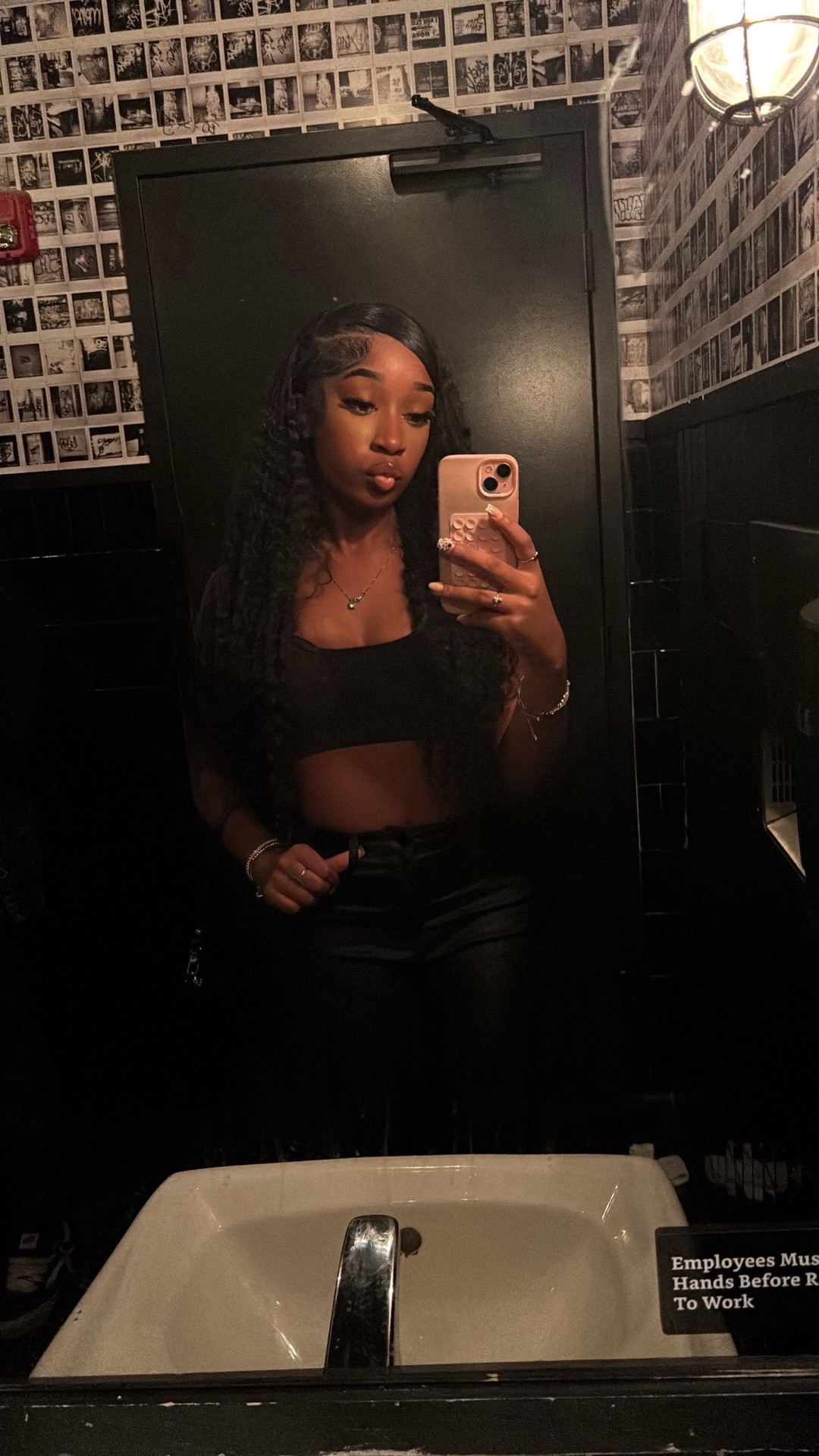 @march hottie 🎀
