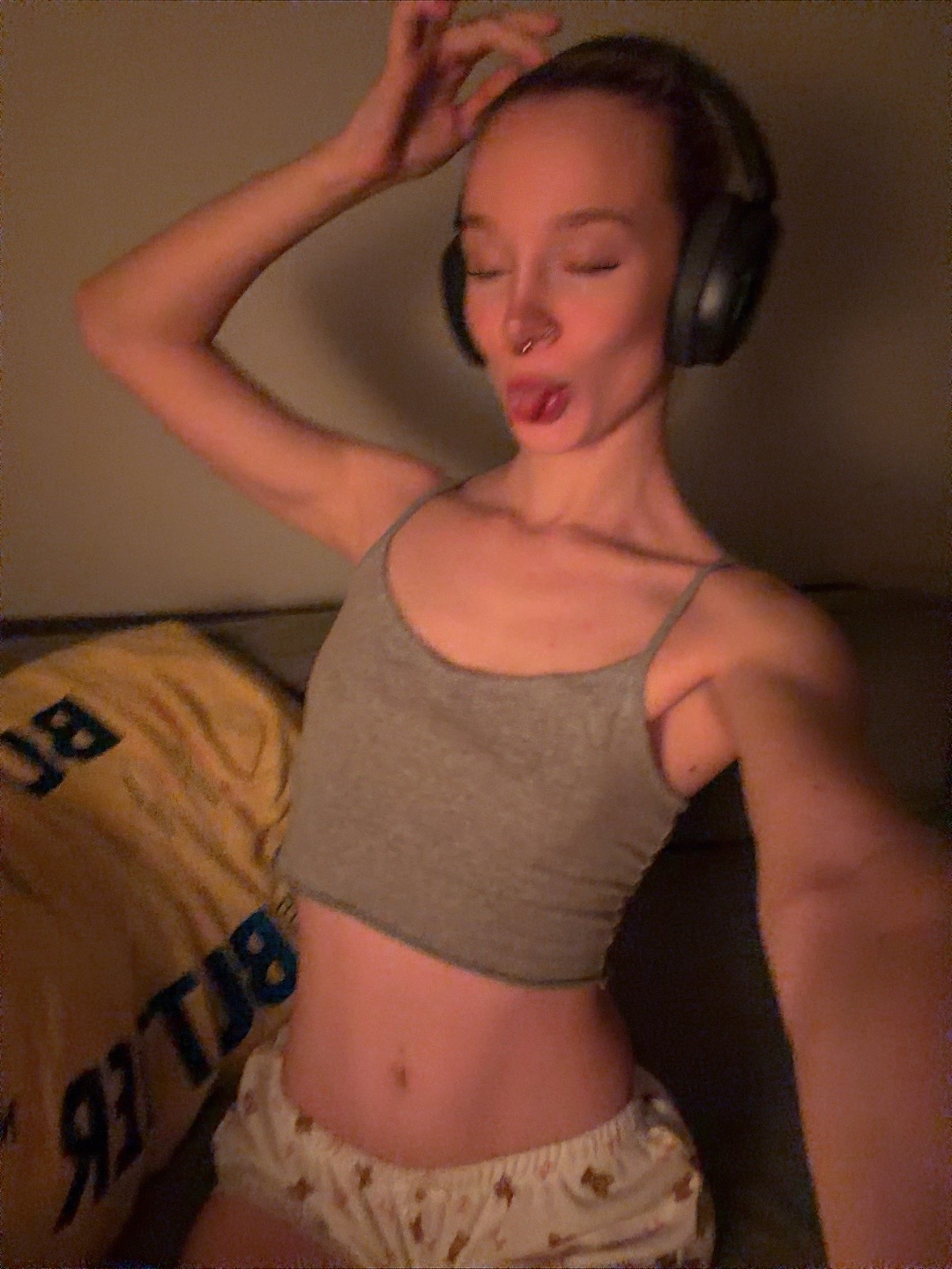 @kenzieesnutzfitinyomouth