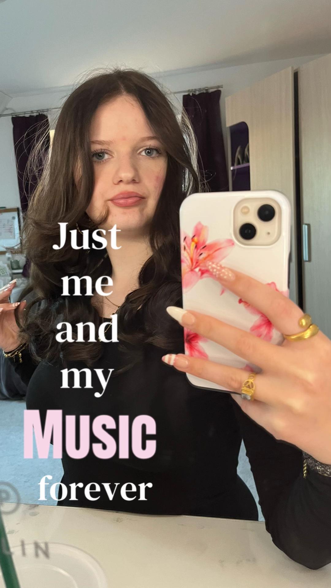 @alina💋