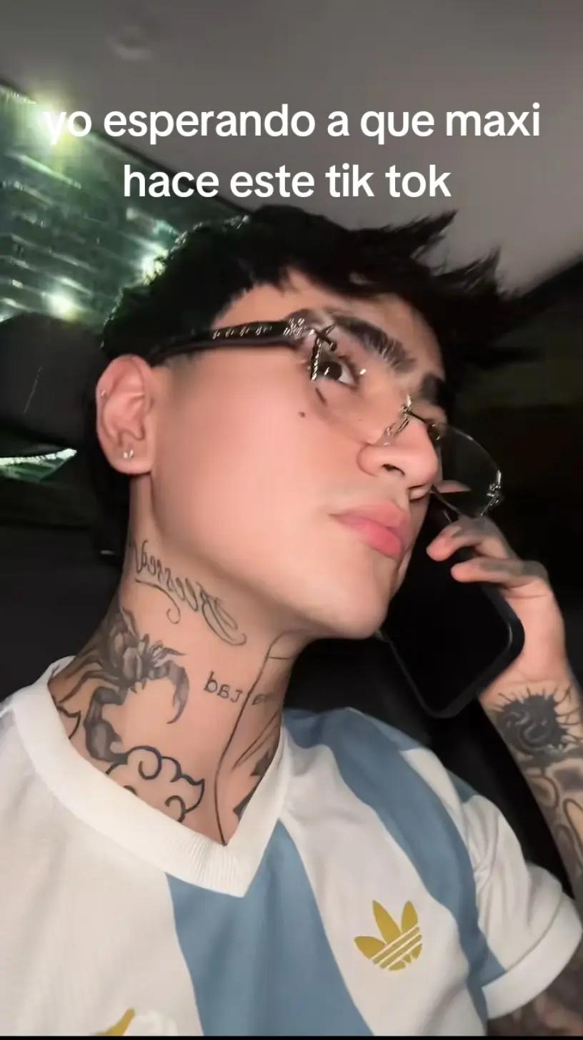 @sakzuky 🍍