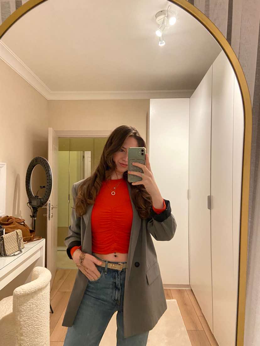 @Ecem Konaş