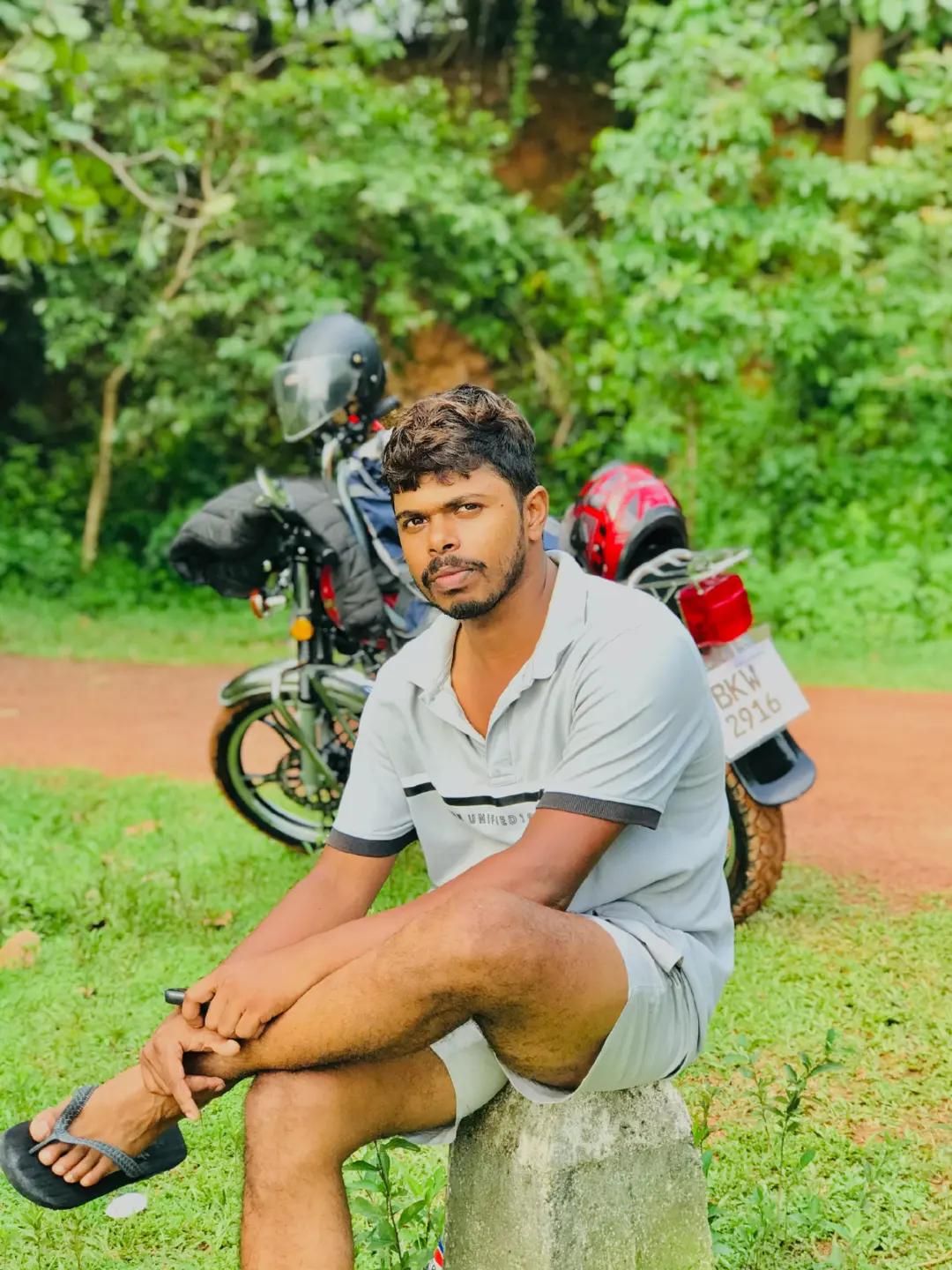 @D𝚊𝚗𝚞වා😫