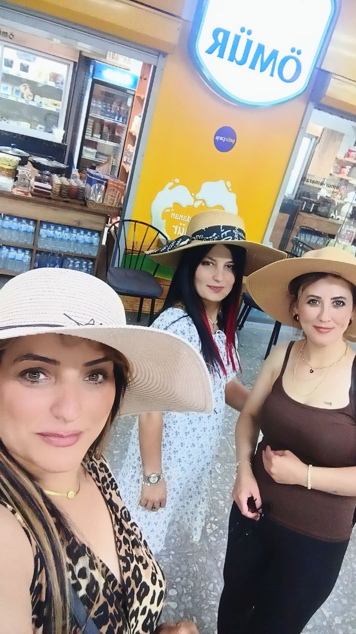 @ozlemizmirli