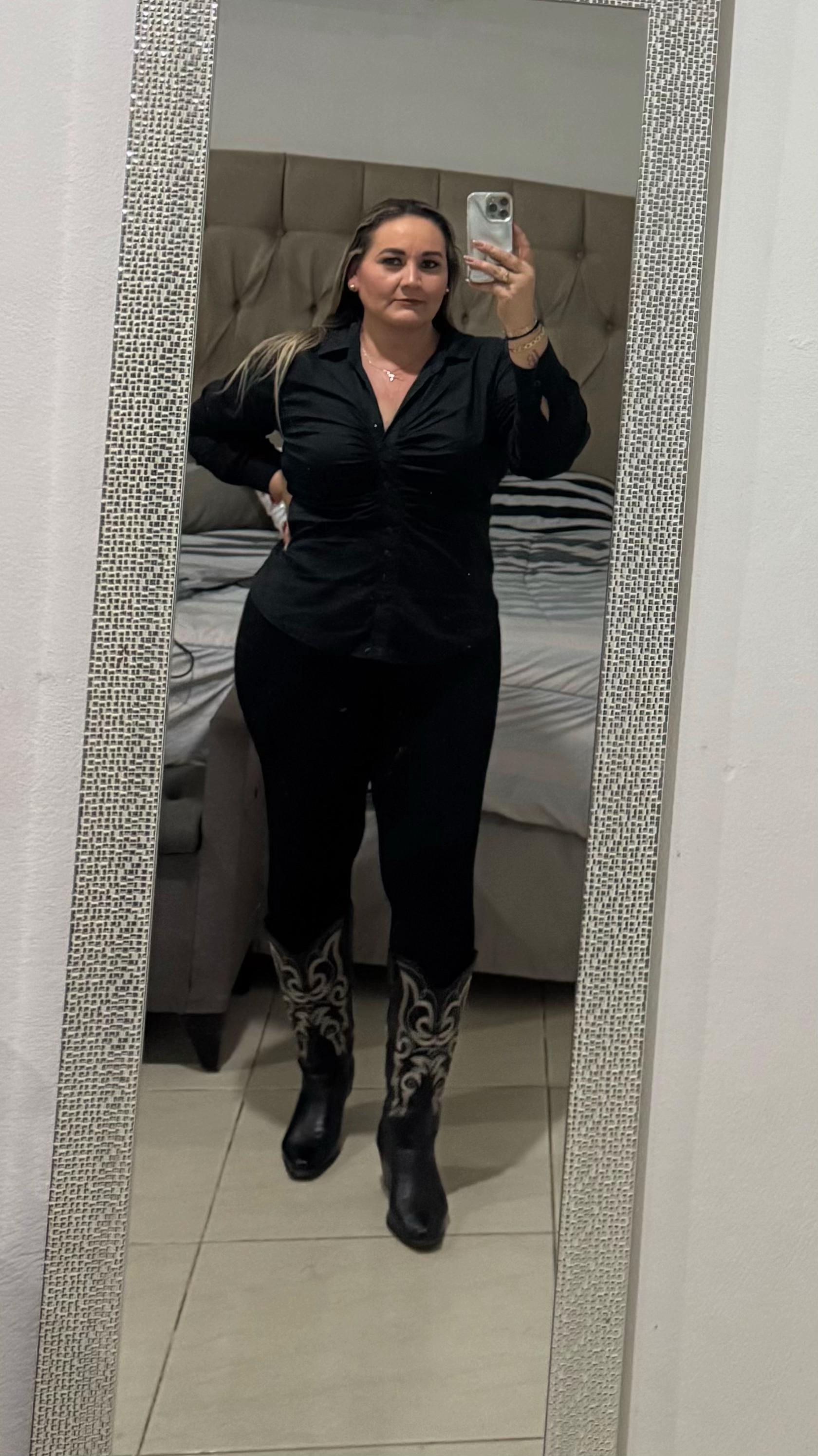 @Karina Coronado