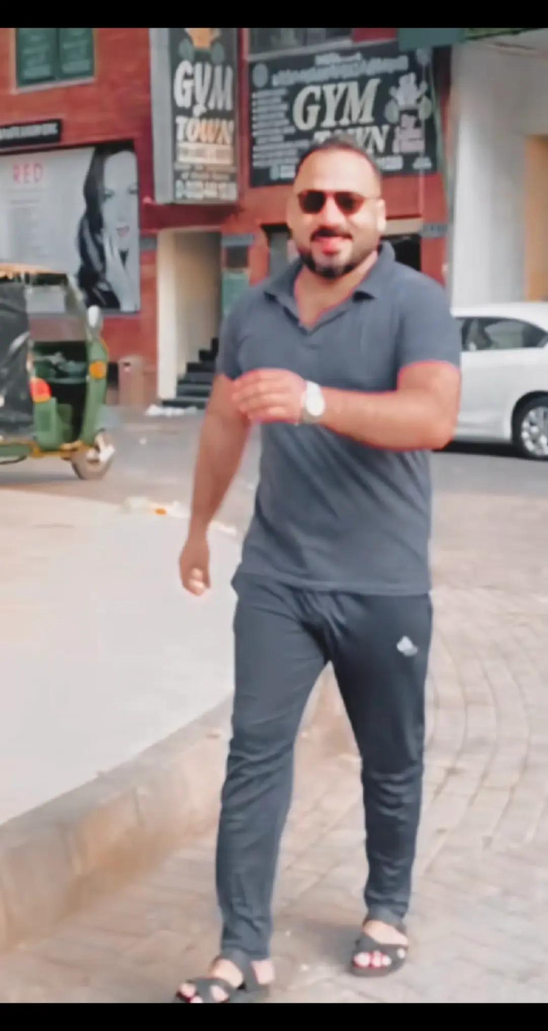 @Mr X 🇸🇦 🌈 🇵🇰