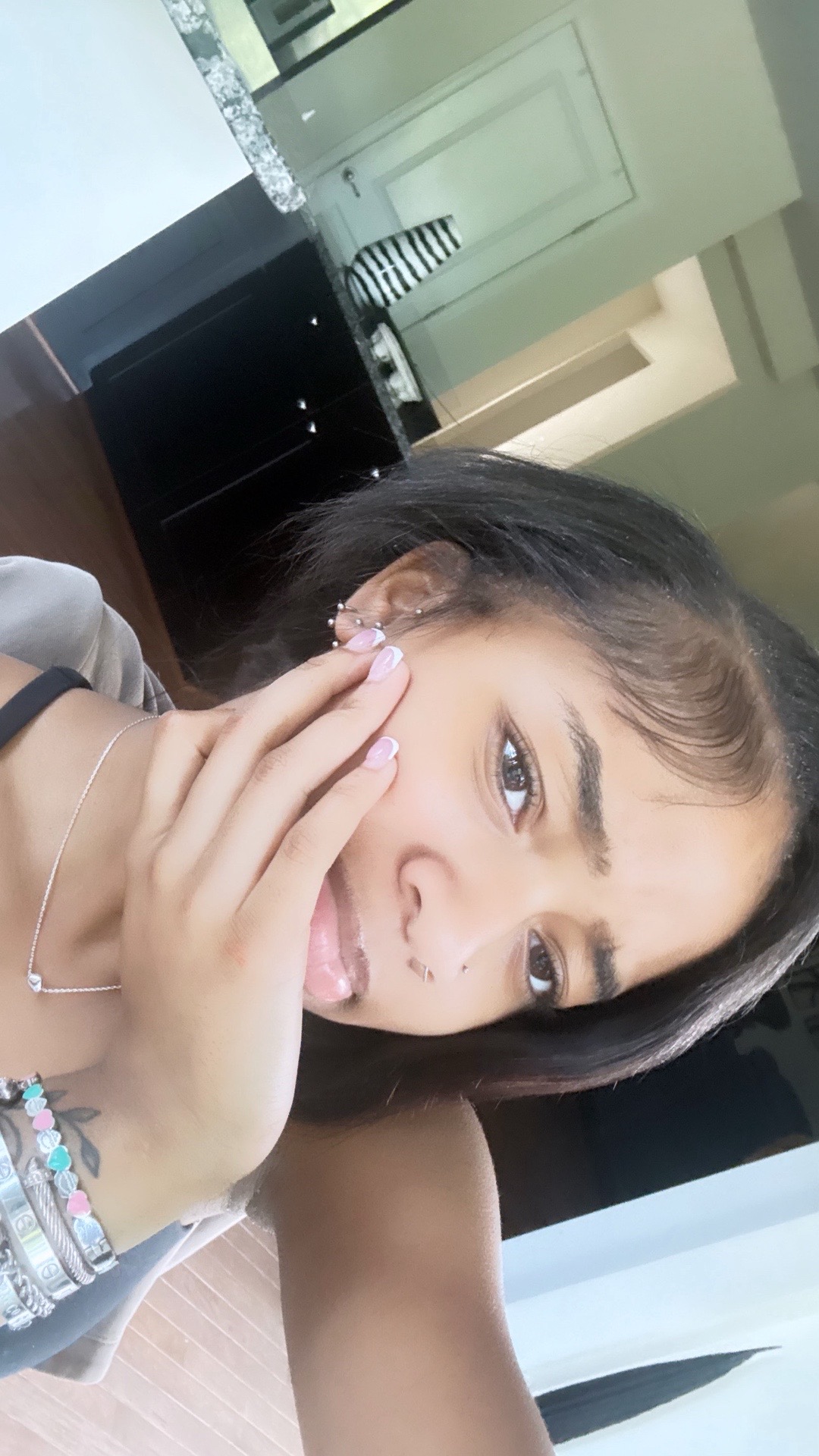 @brat