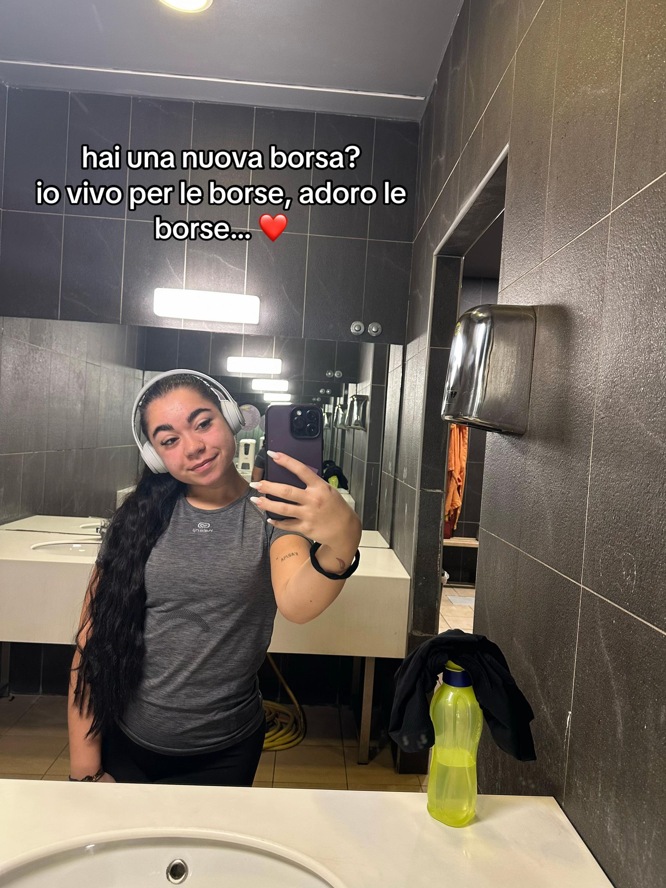 @nicolezepponi💘