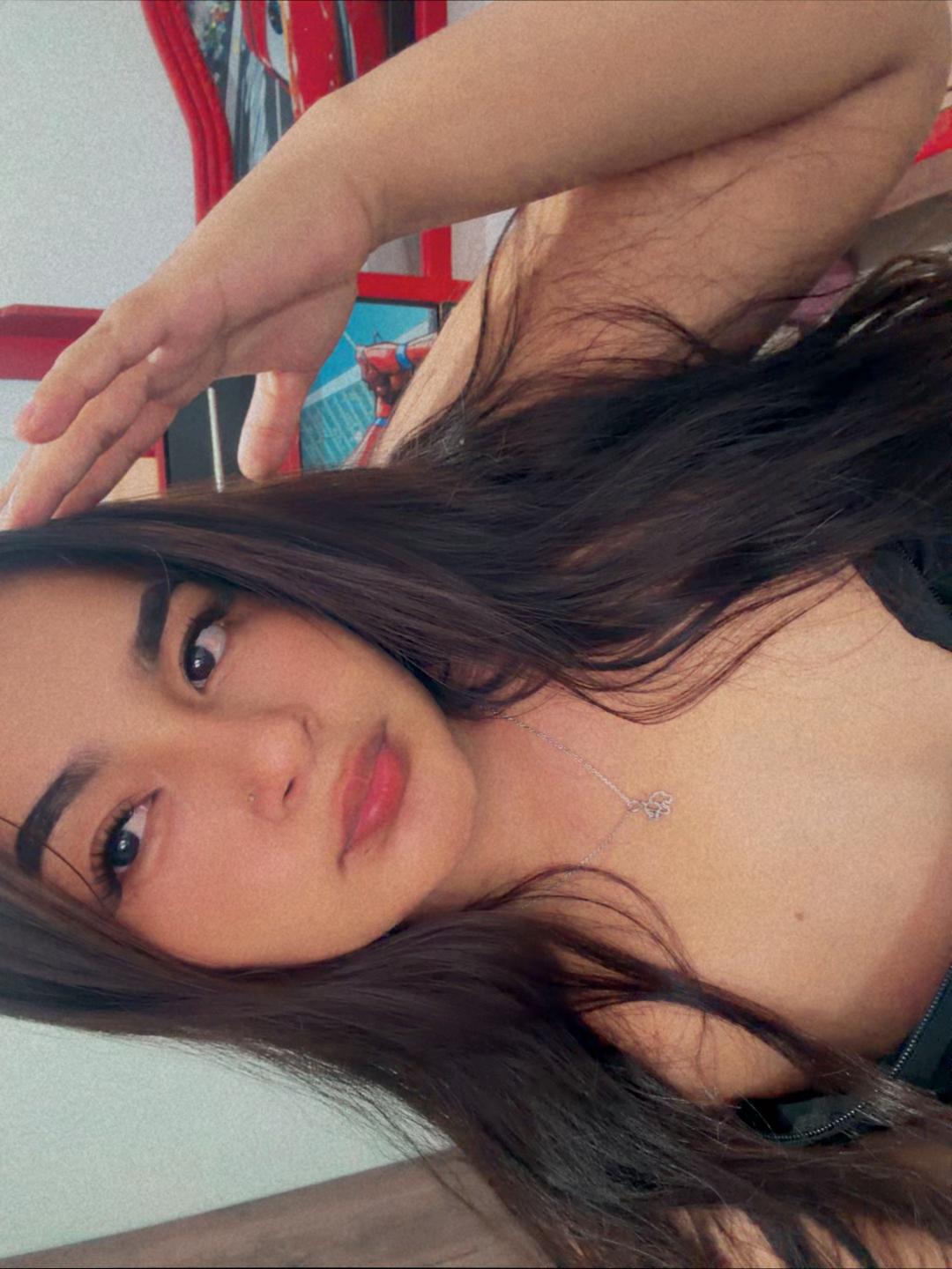 @LESLIE💋😈🩷