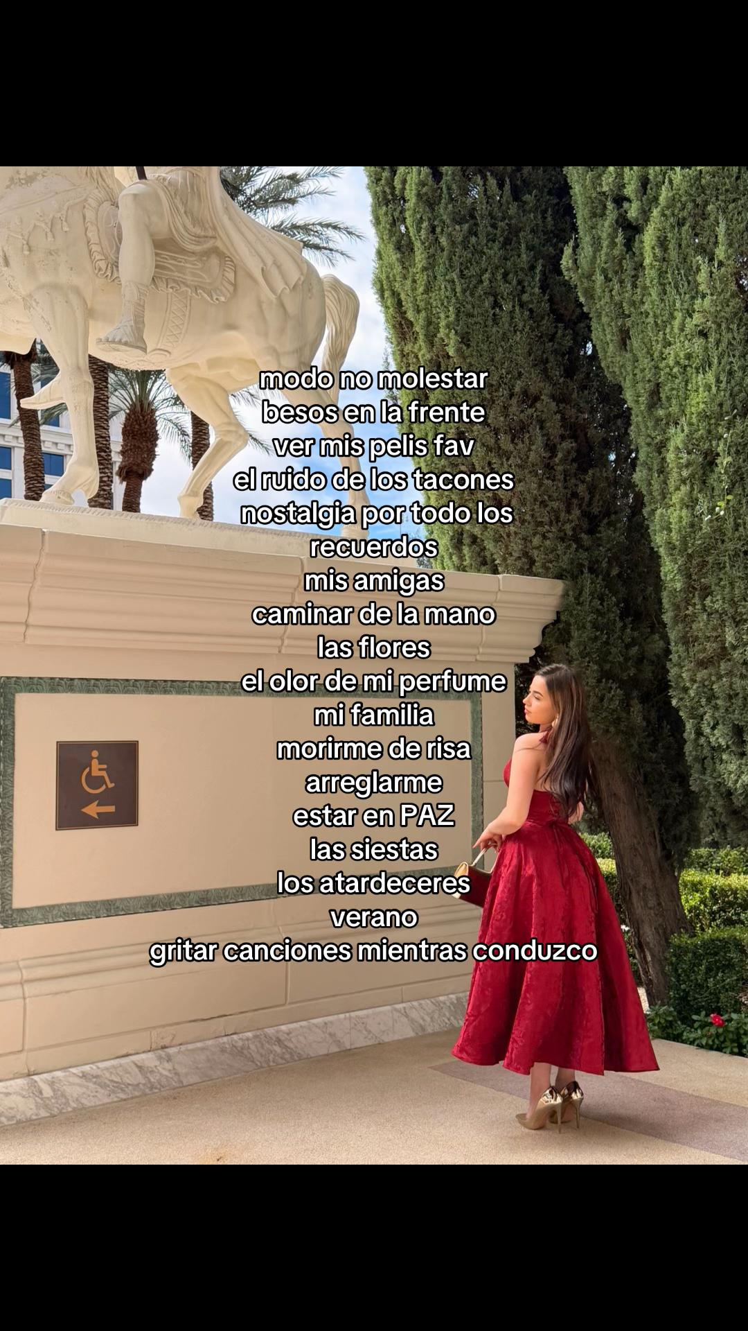 @Angie Gómez🖤