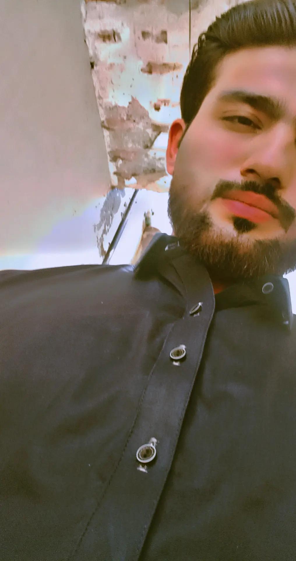 @Ahsan Khan⭐