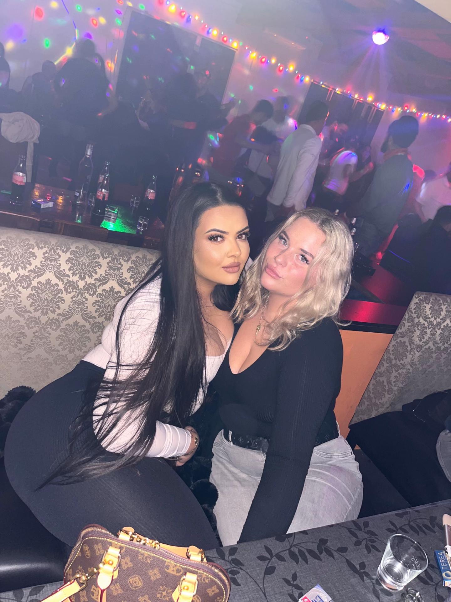@Nikoletka💋