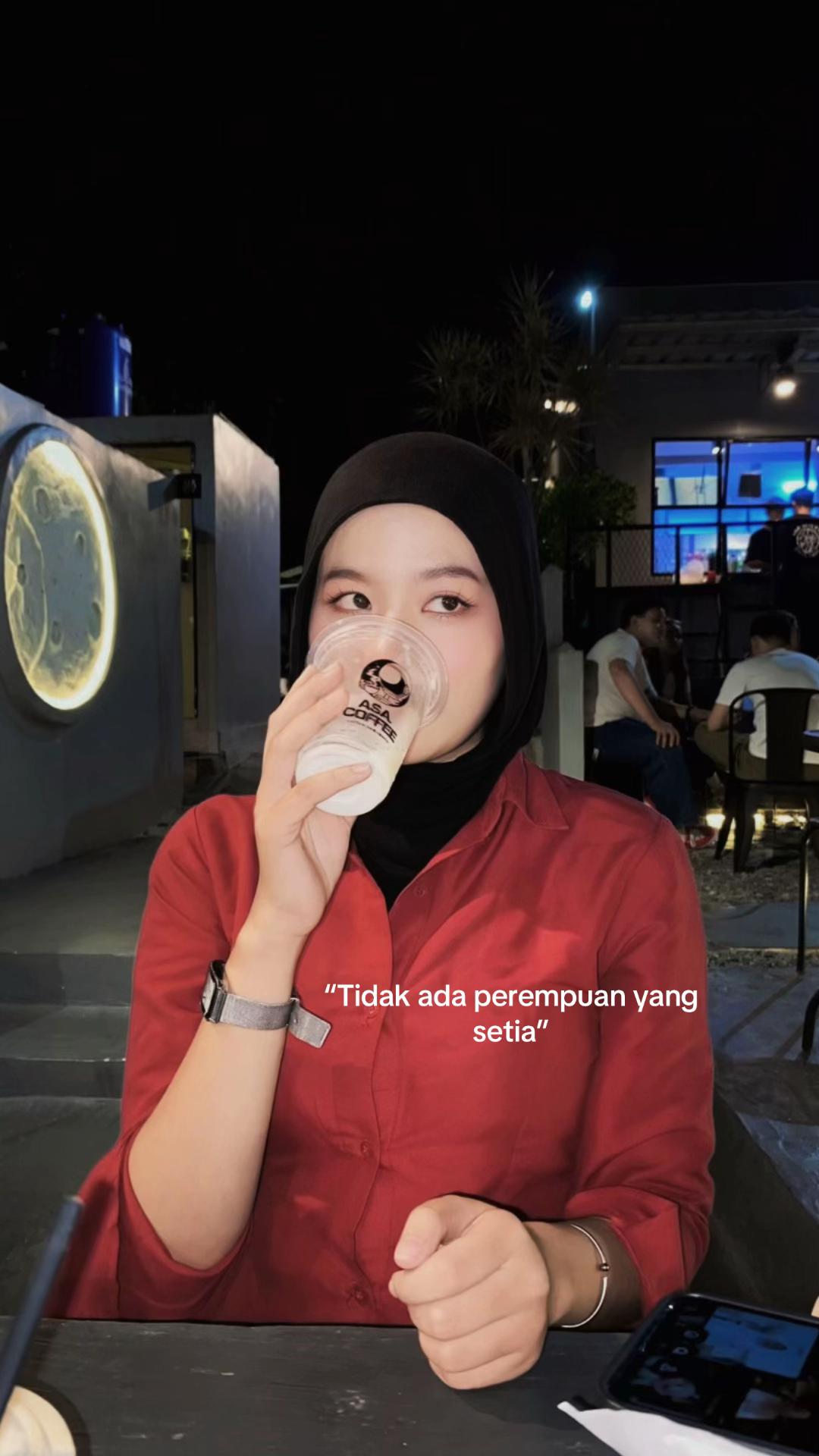 @Panggil Desy Aja
