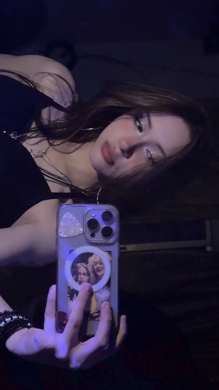 @𝐌𝐚𝐫𝐨:☆