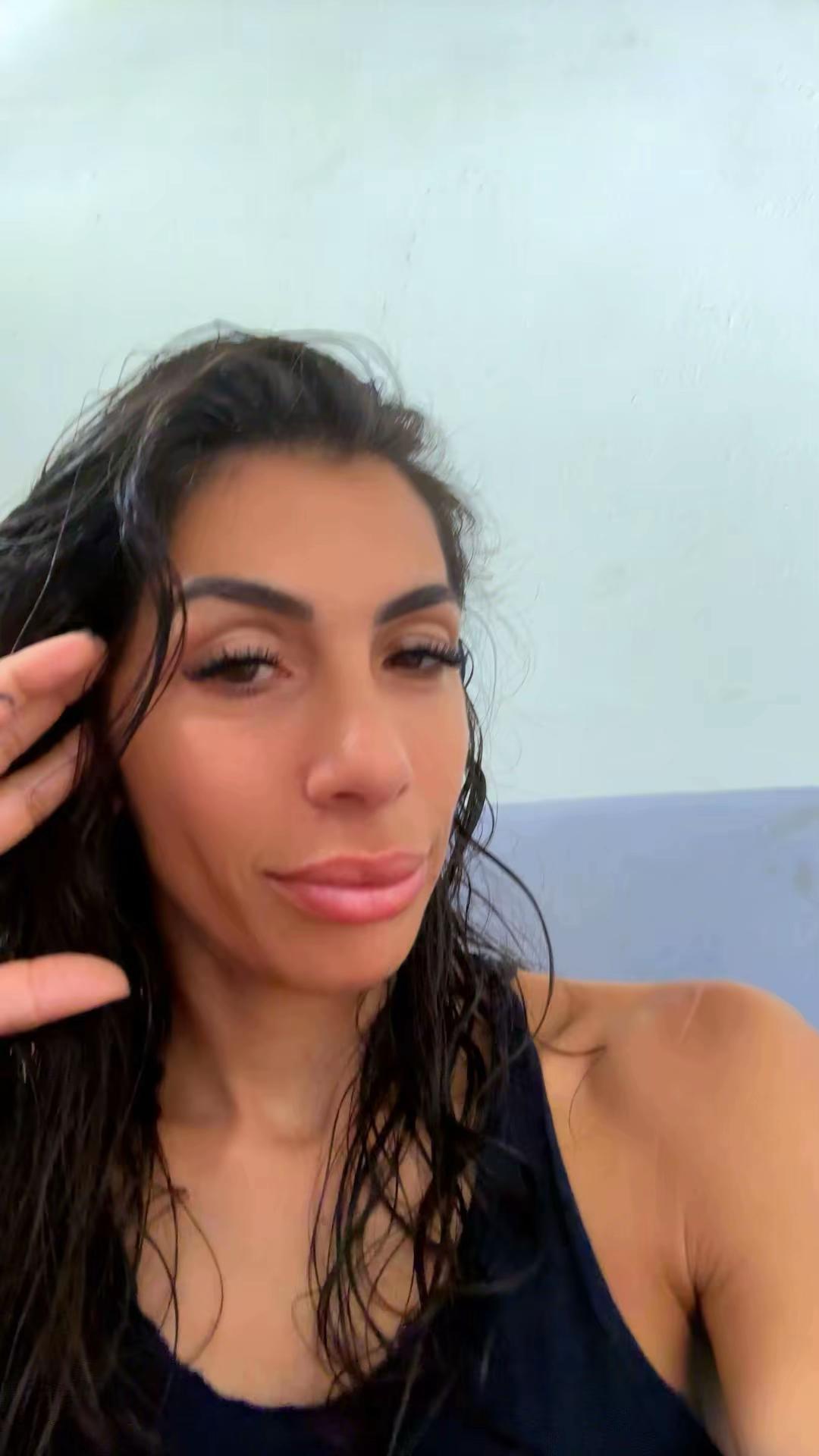@Morena777
