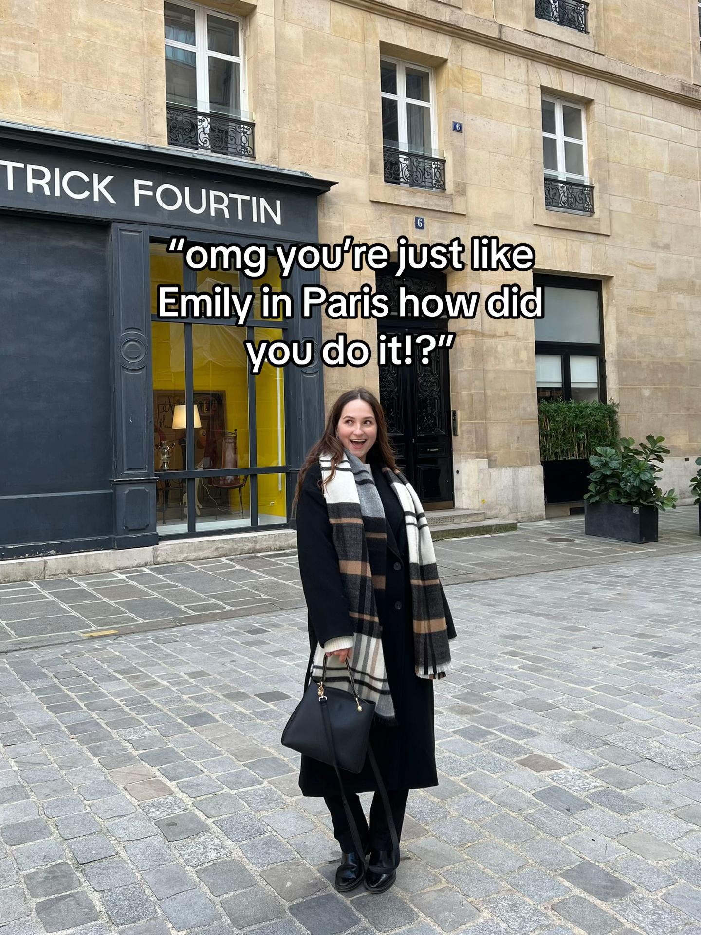 @ZOE IN PARIS 🇫🇷
