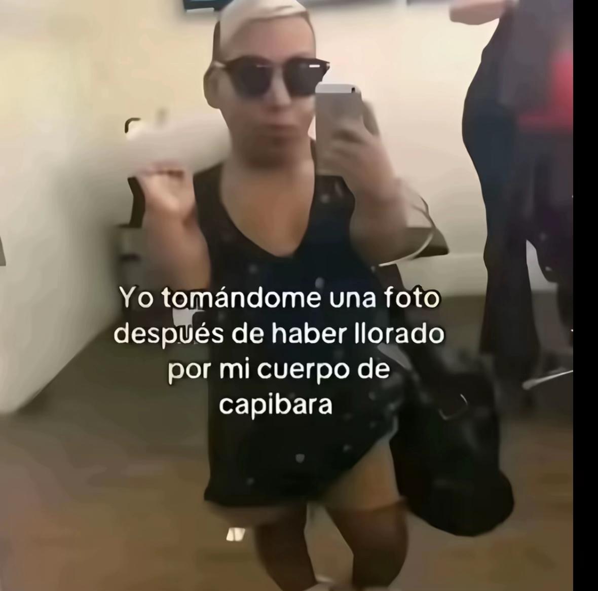 @La_fuckingpelirroja_.