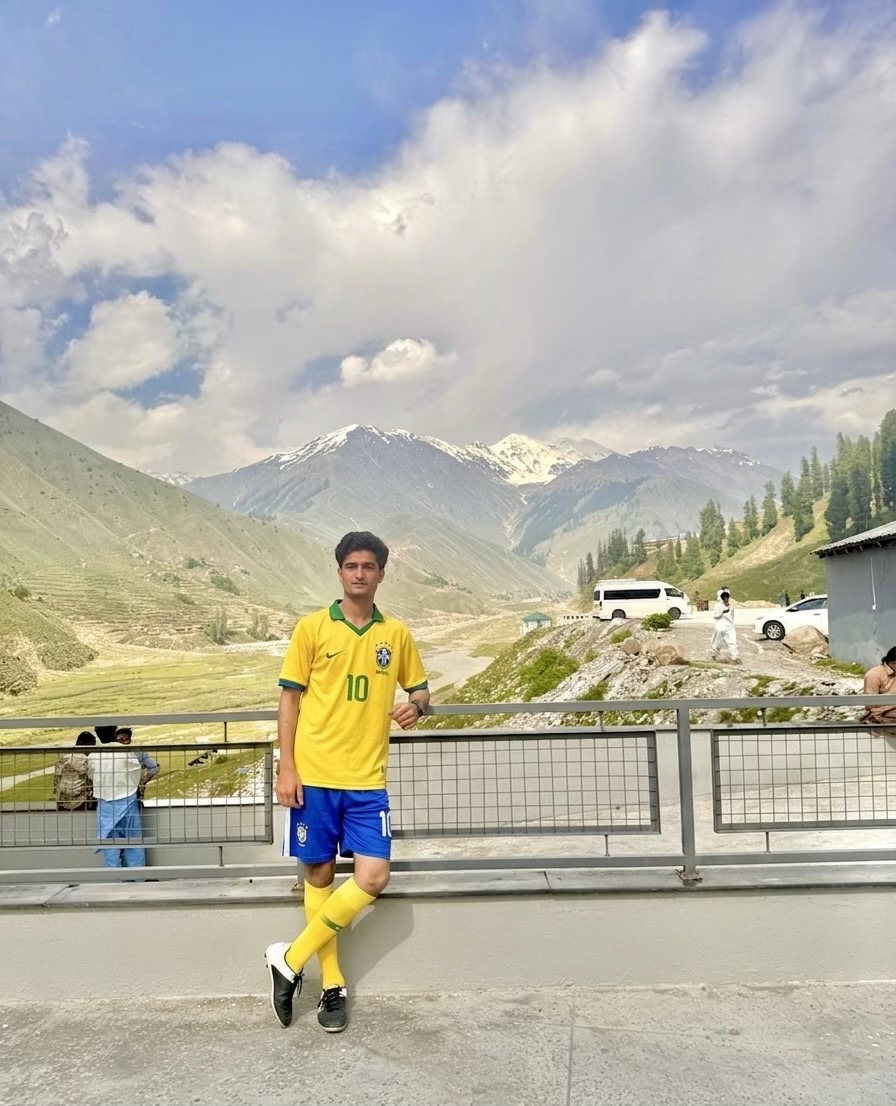 @Zainkhan11