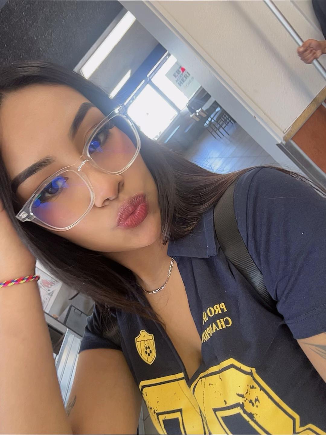 @bbyitsmelanie