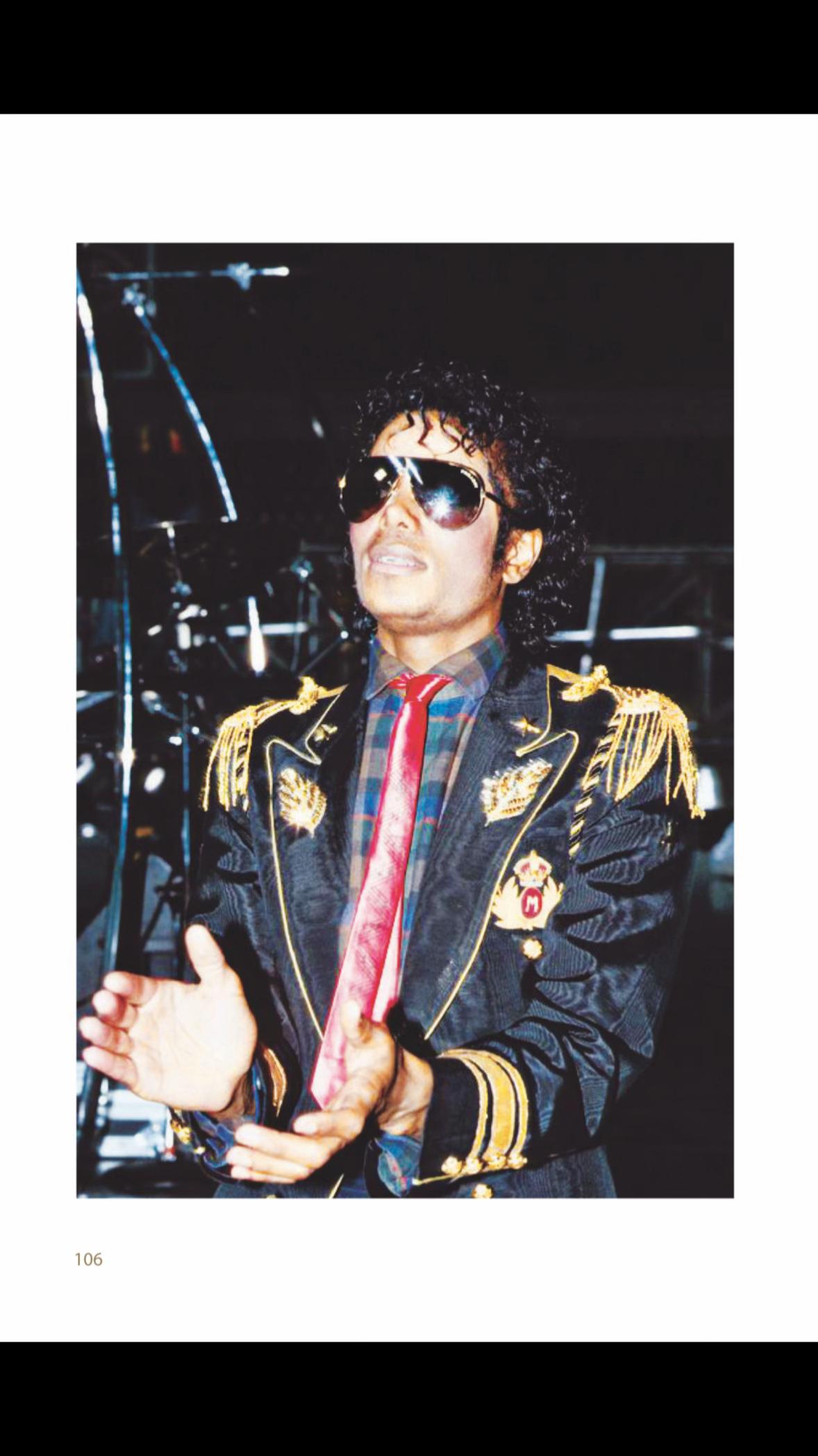 @Lara Vieira | MJ Legacy