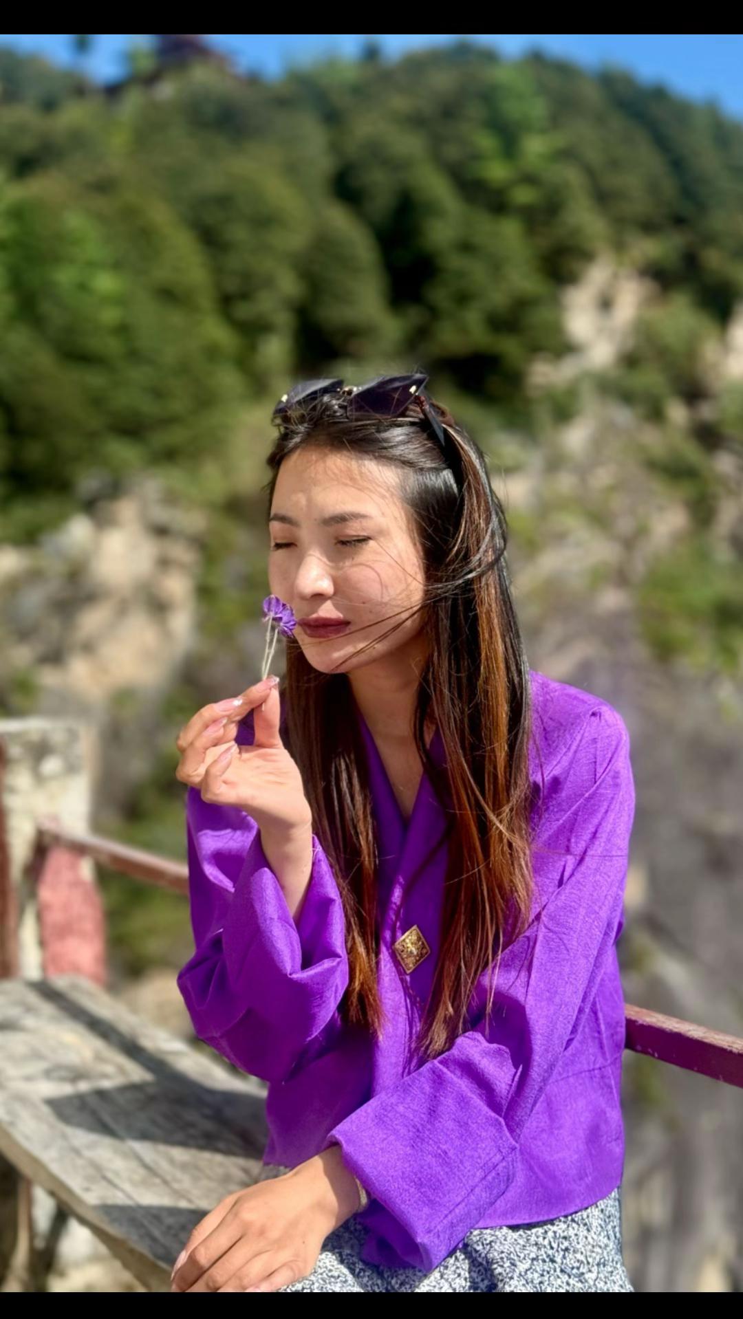 @tshegyel