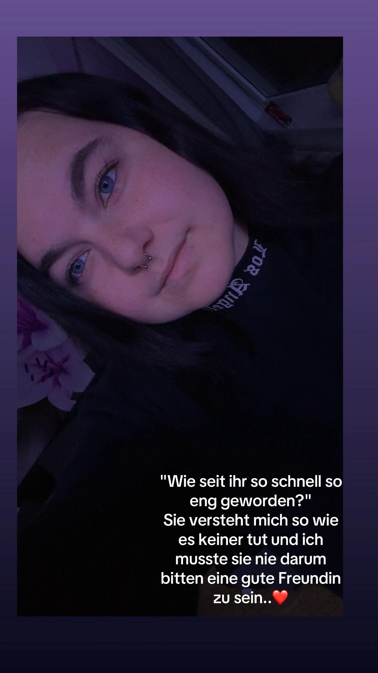 @Lydia🇩🇪🦅