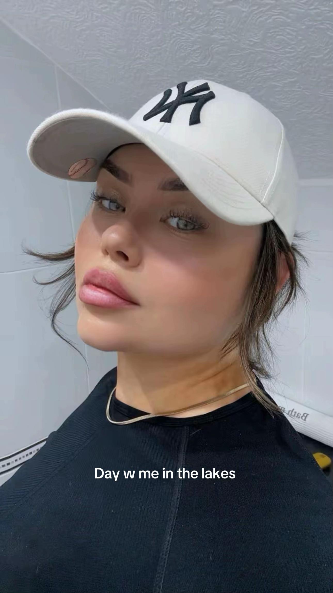 @artbyerinn