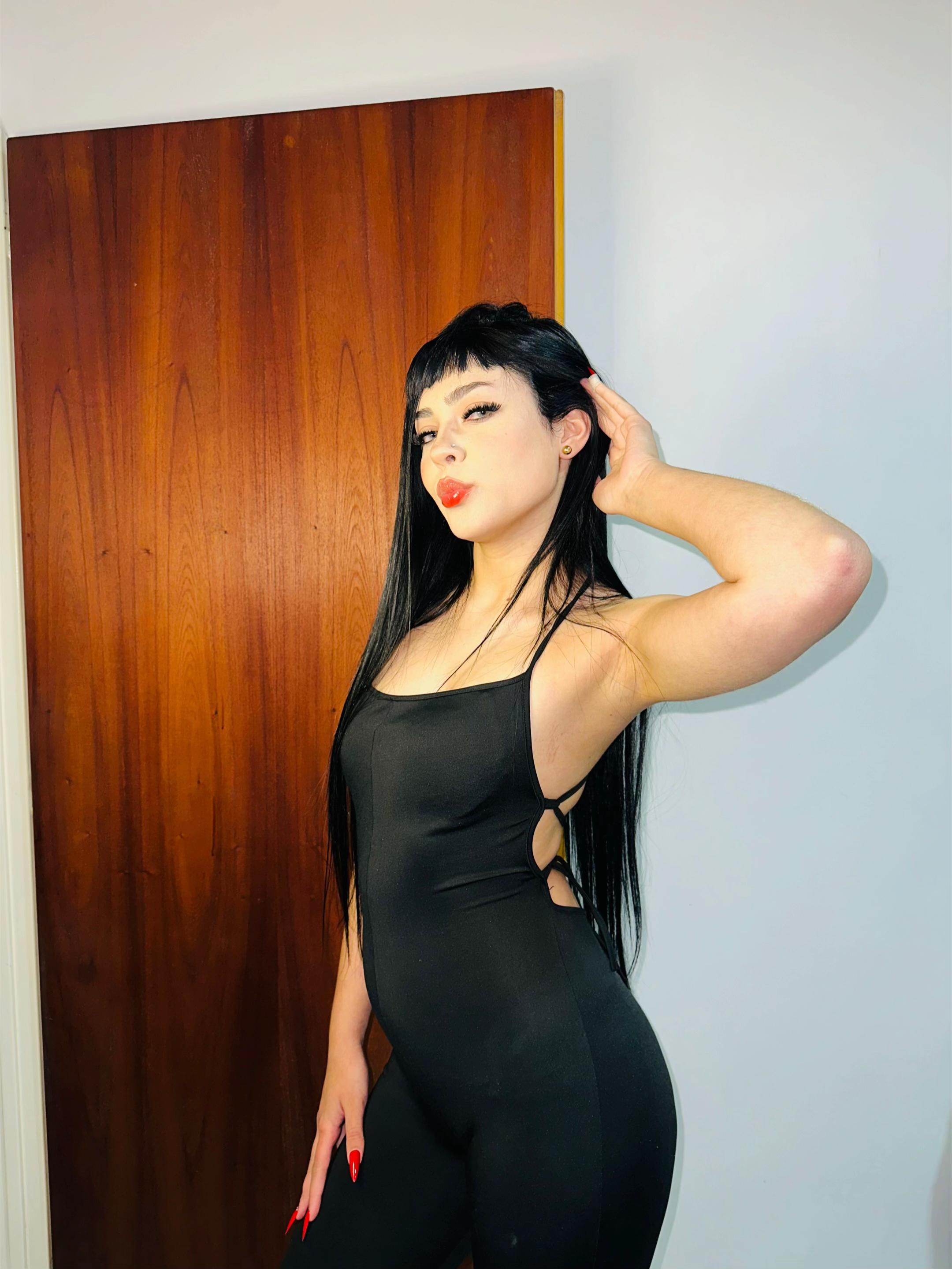 @magalujazmin 🫦