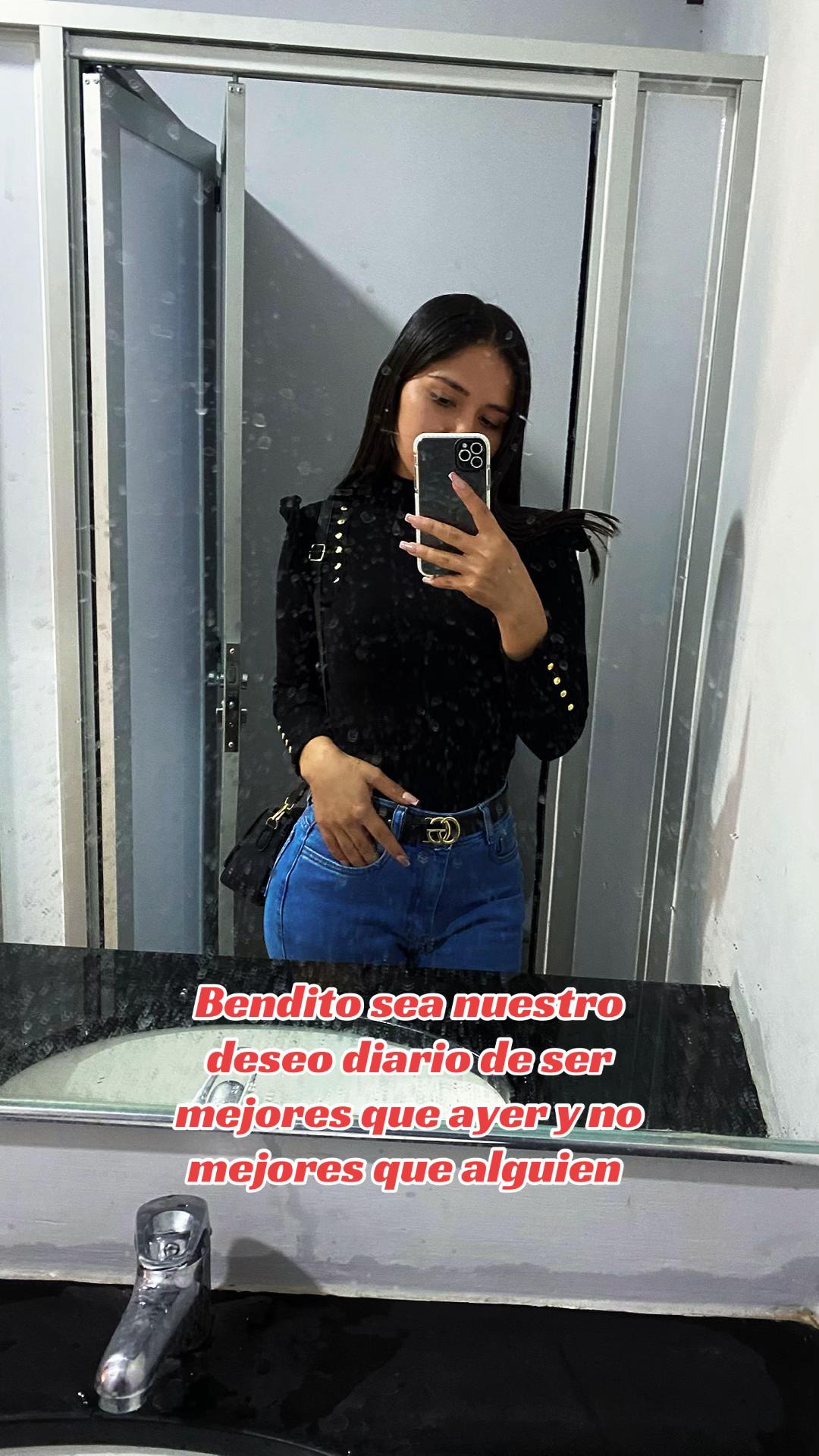 @𝐍𝐚𝐡𝐢𝐫𝐜𝐢𝐭𝐚𝐙𝐕