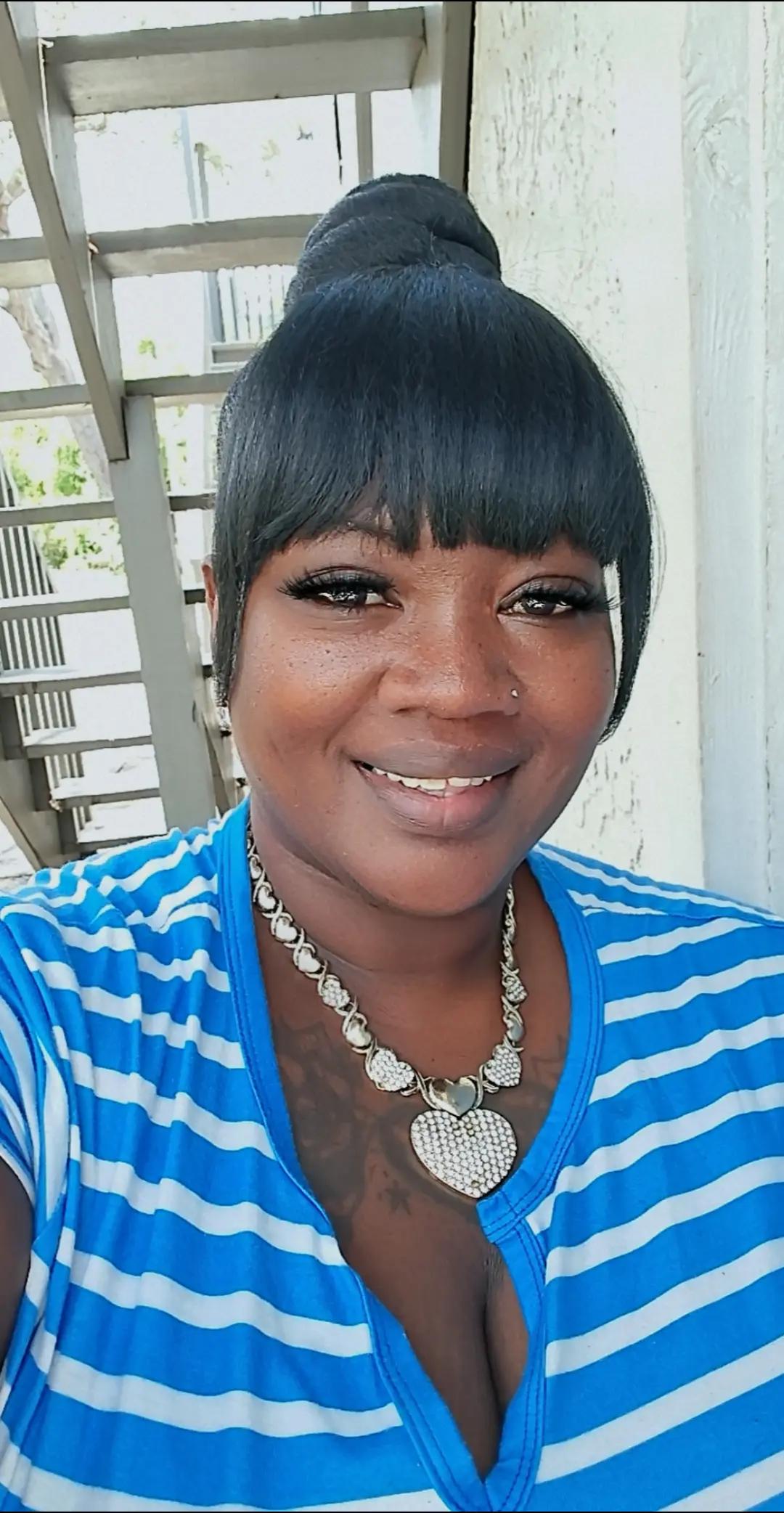 @PrettyAndPlump