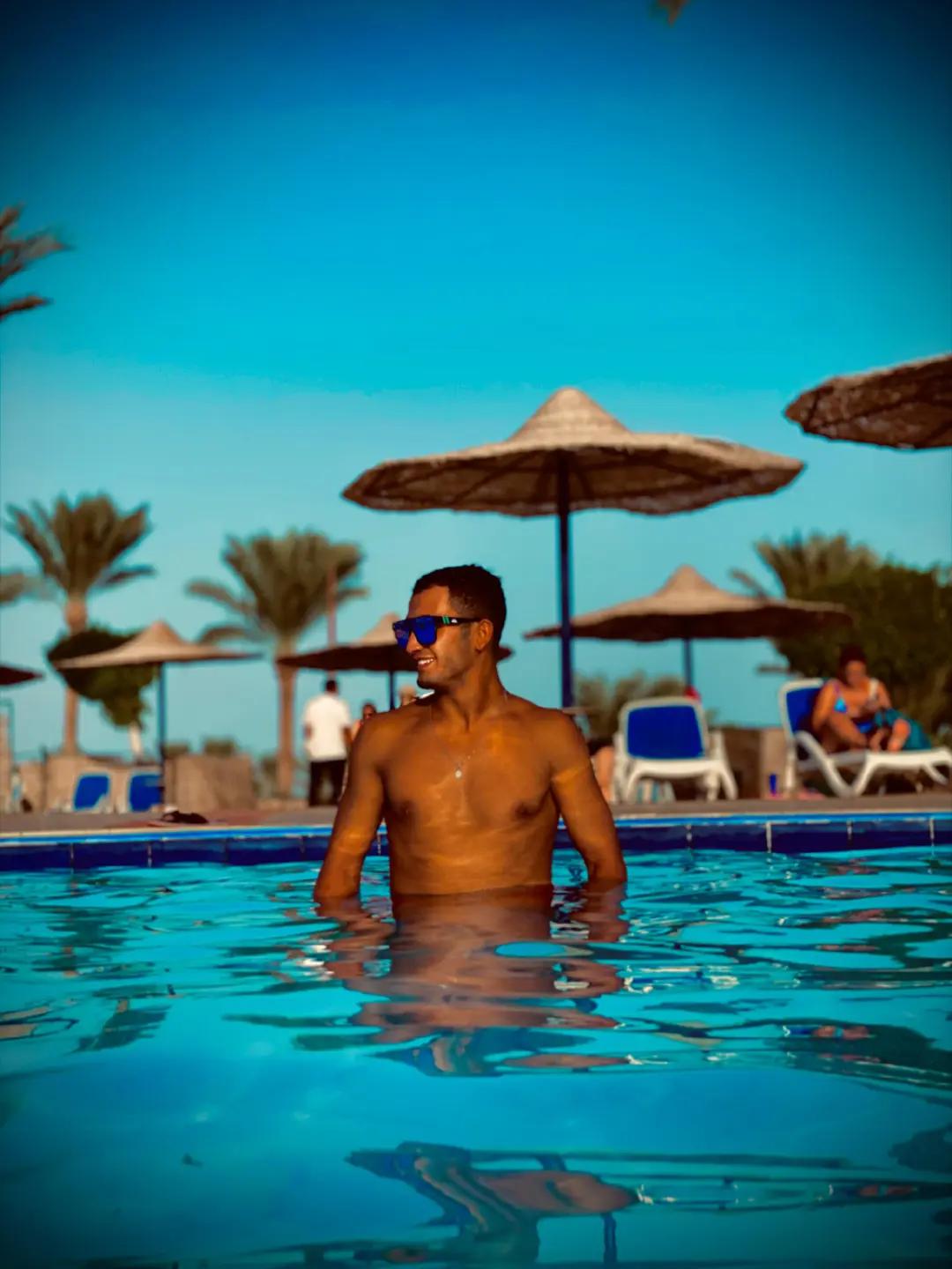 @ٱبوﺣجٱج"لسميعني"✈️🤍