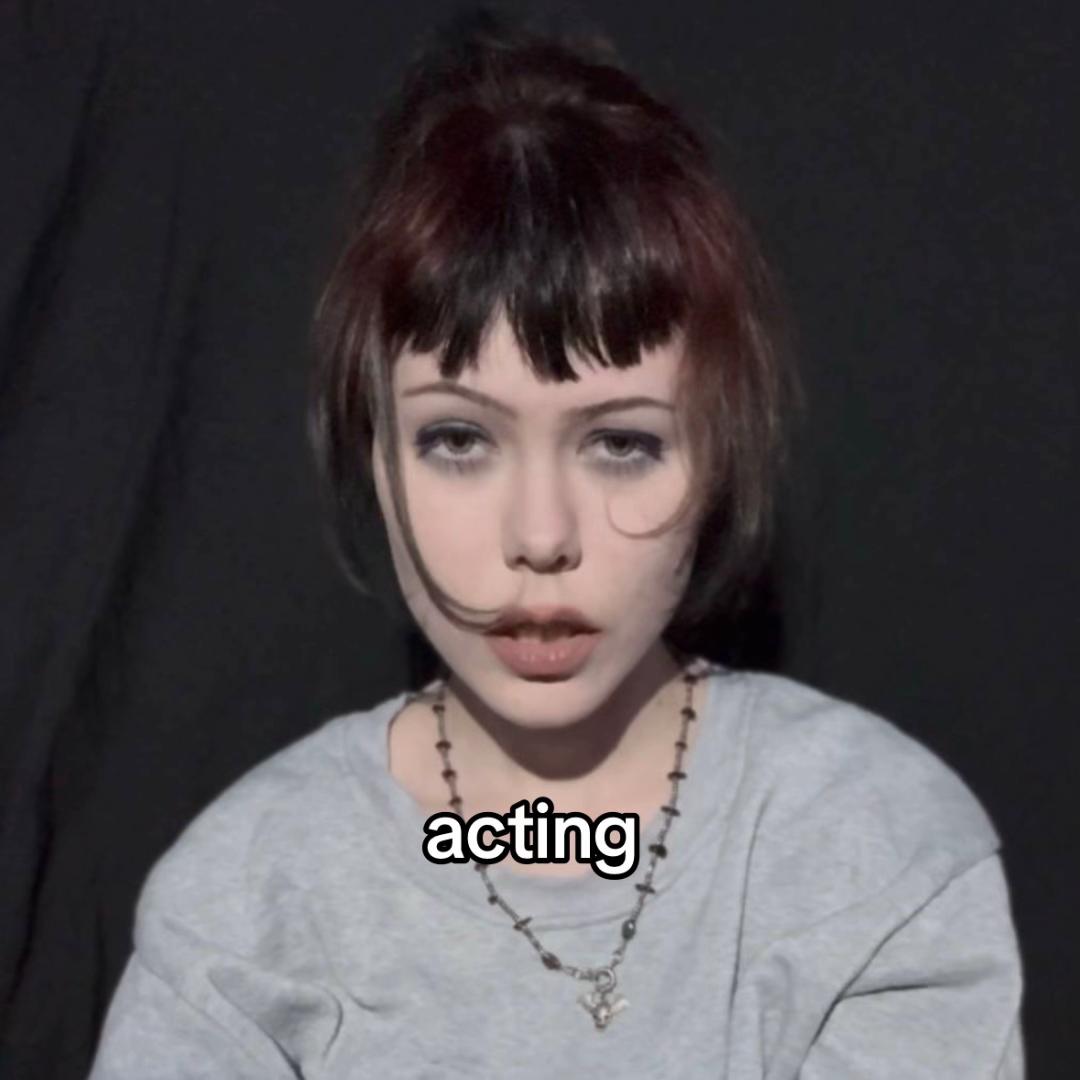 @Aria Fry
