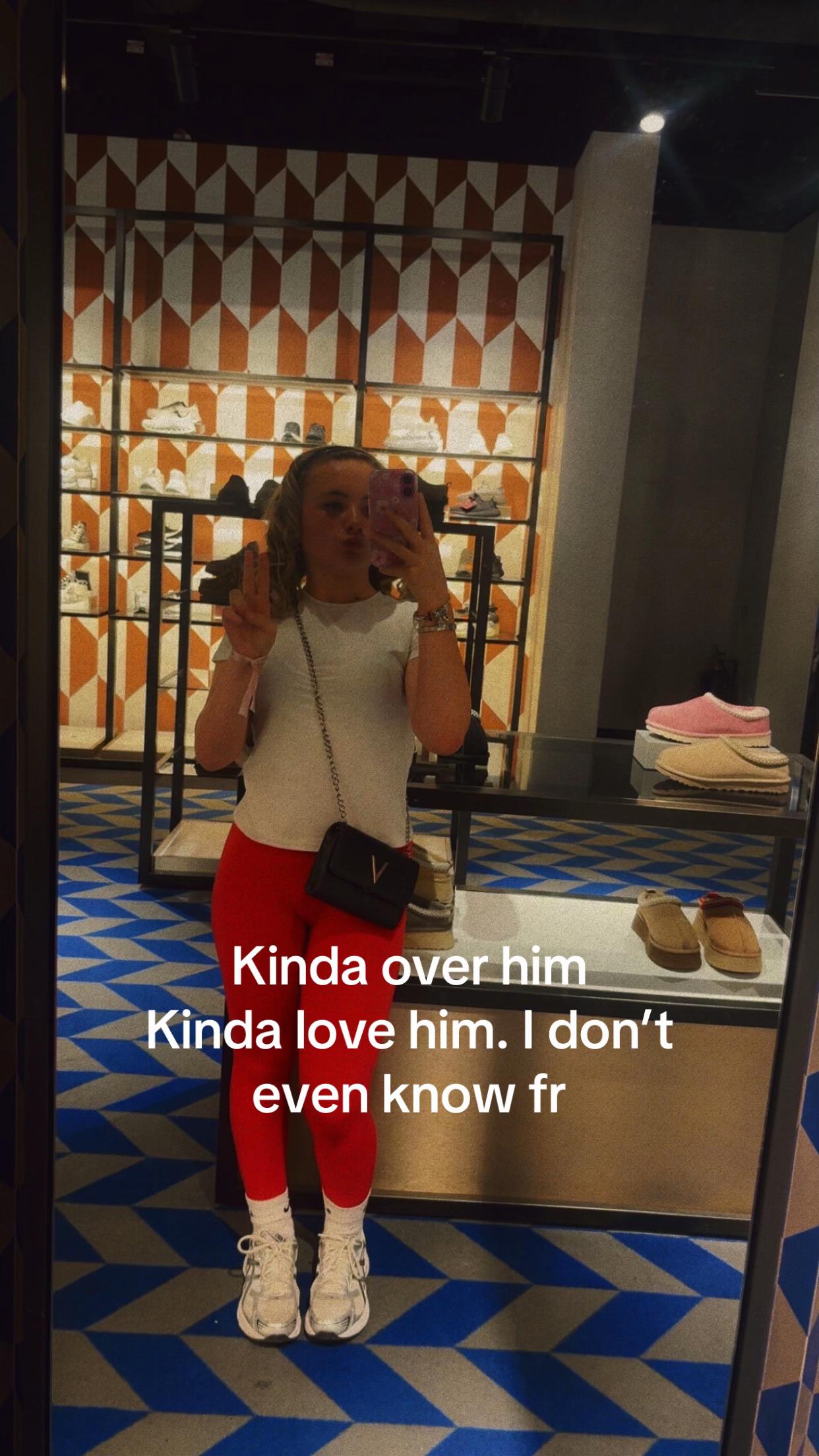 @Lola 😝&hearts;️🧿🤍
