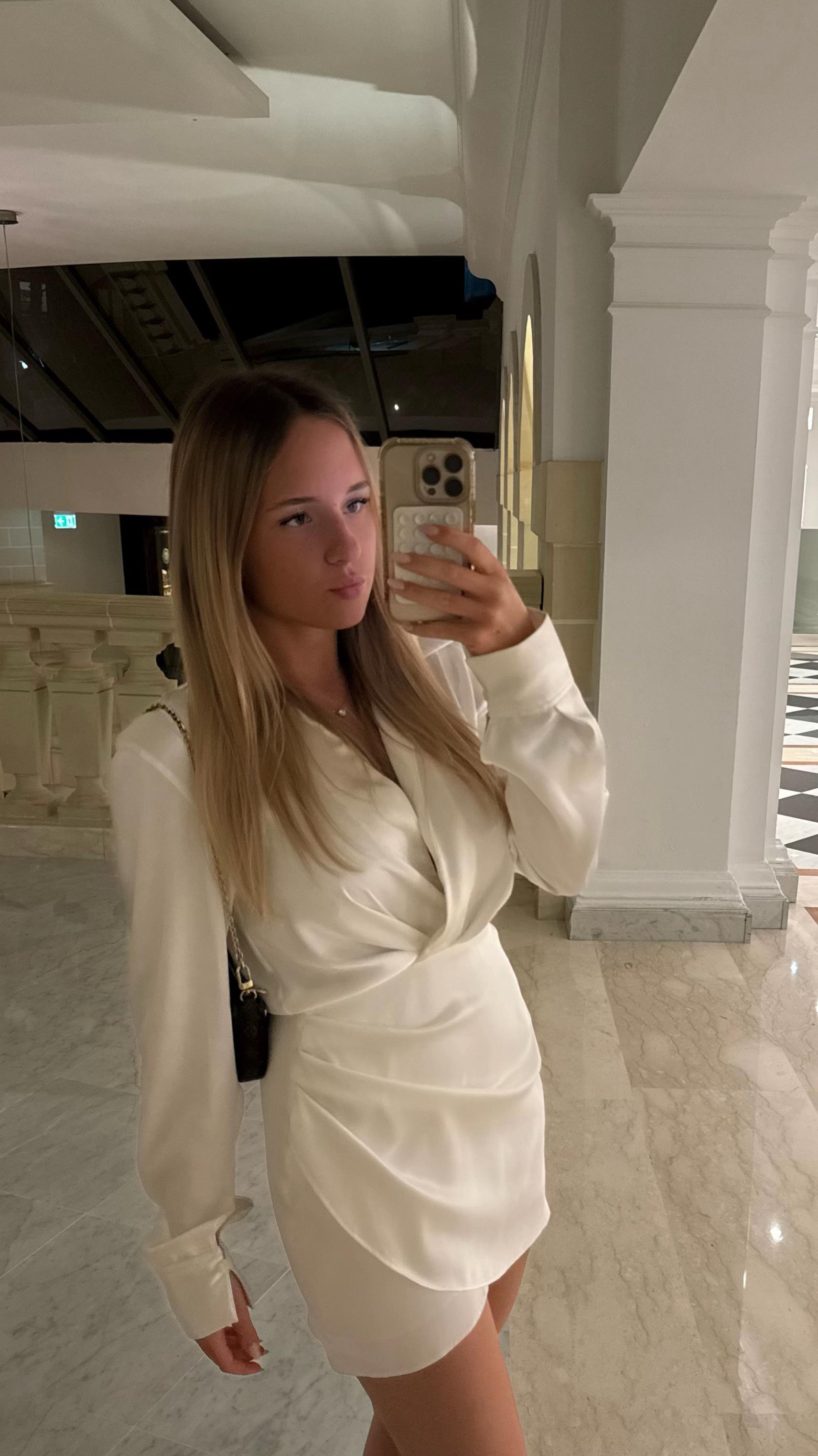 @💋💋