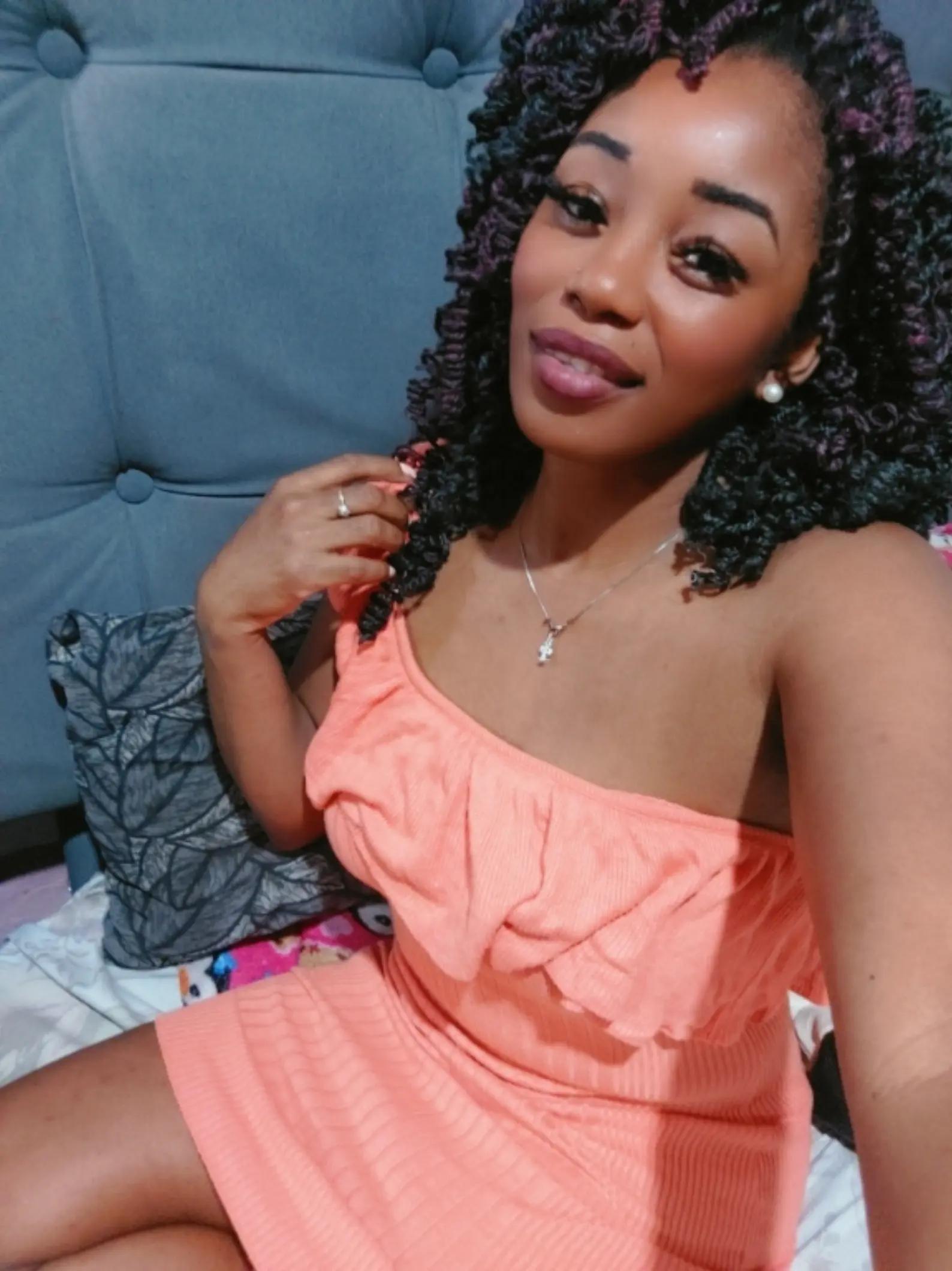 @linda piel morena