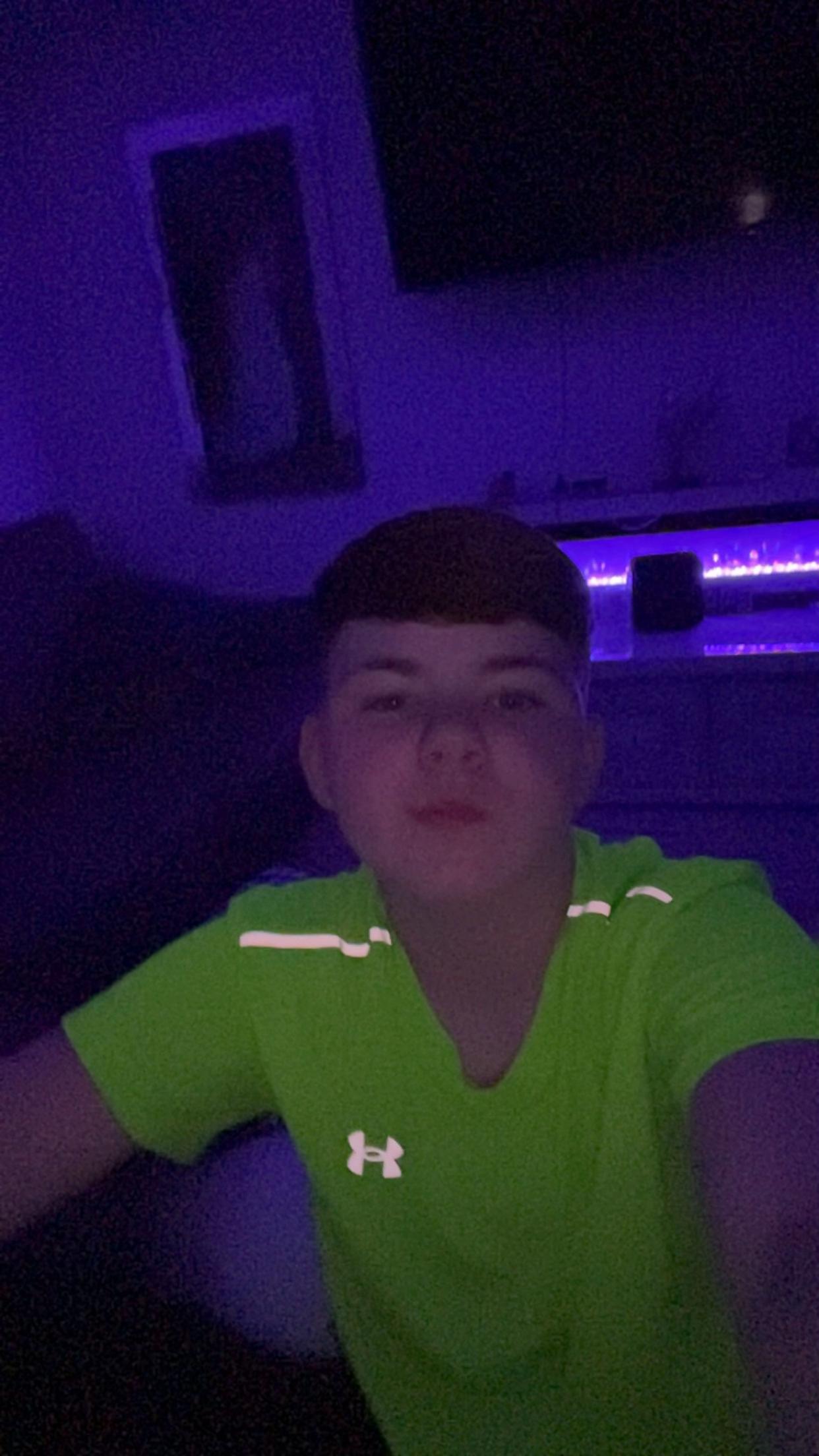 @🥳