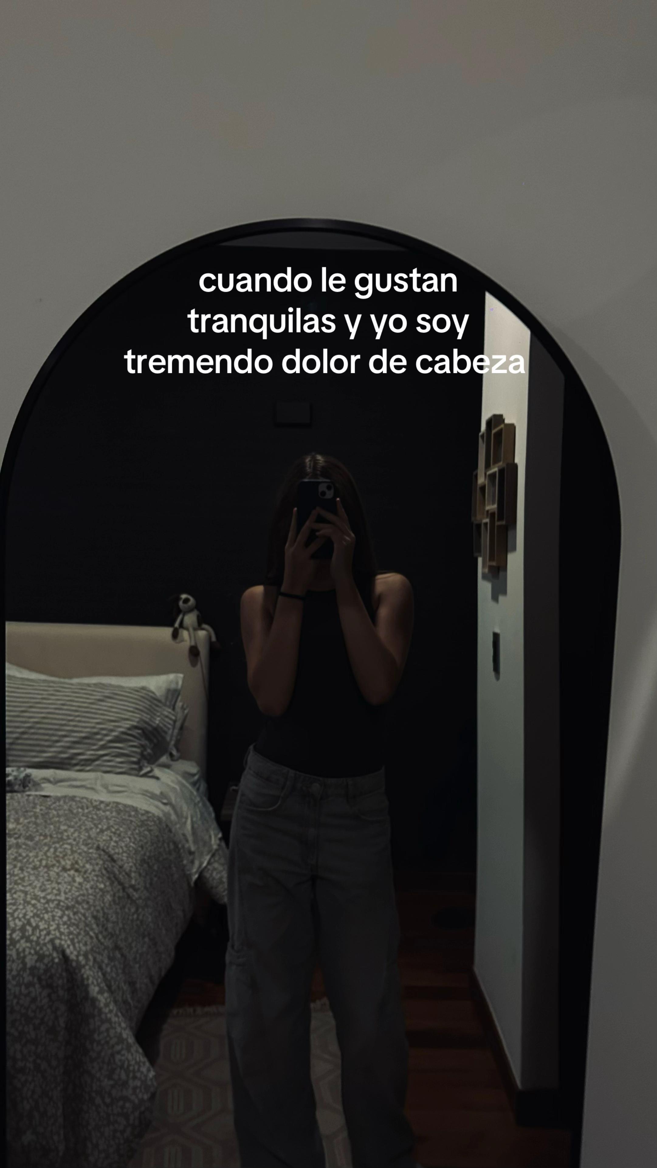 @illegaljuls