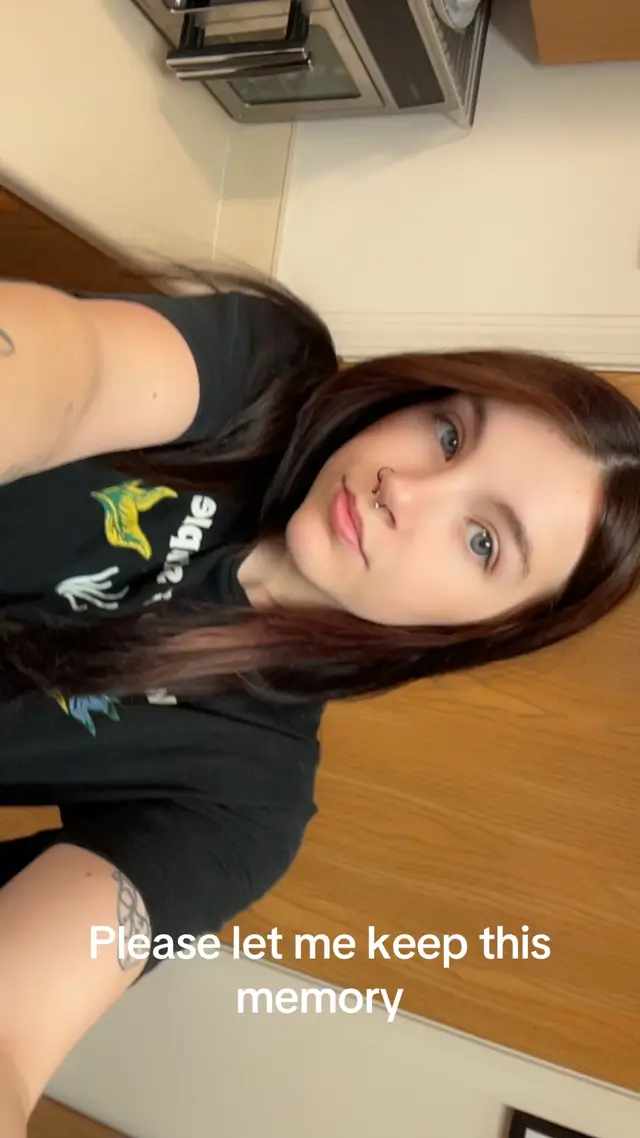 @🖤